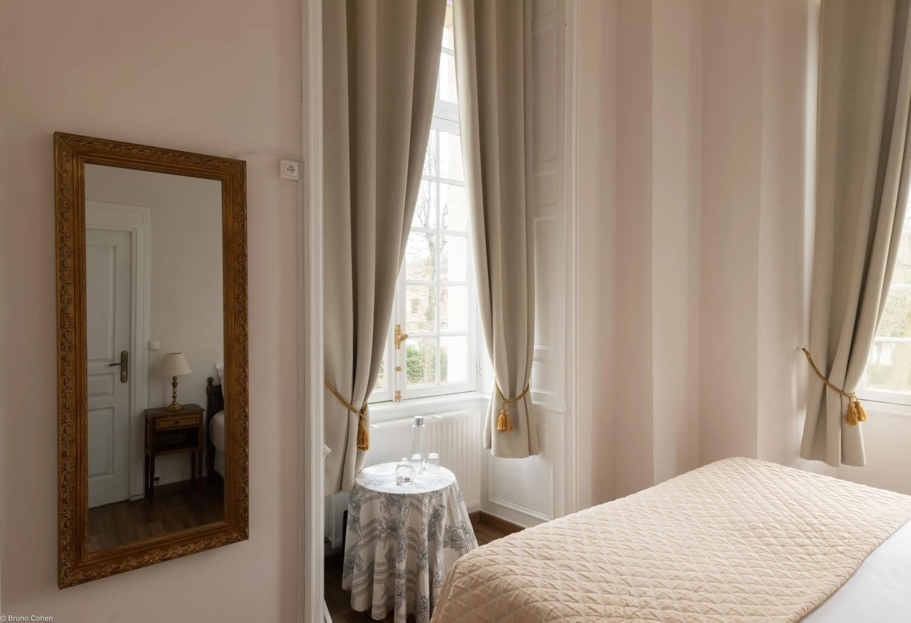 Bed in Château d'Ermenonville