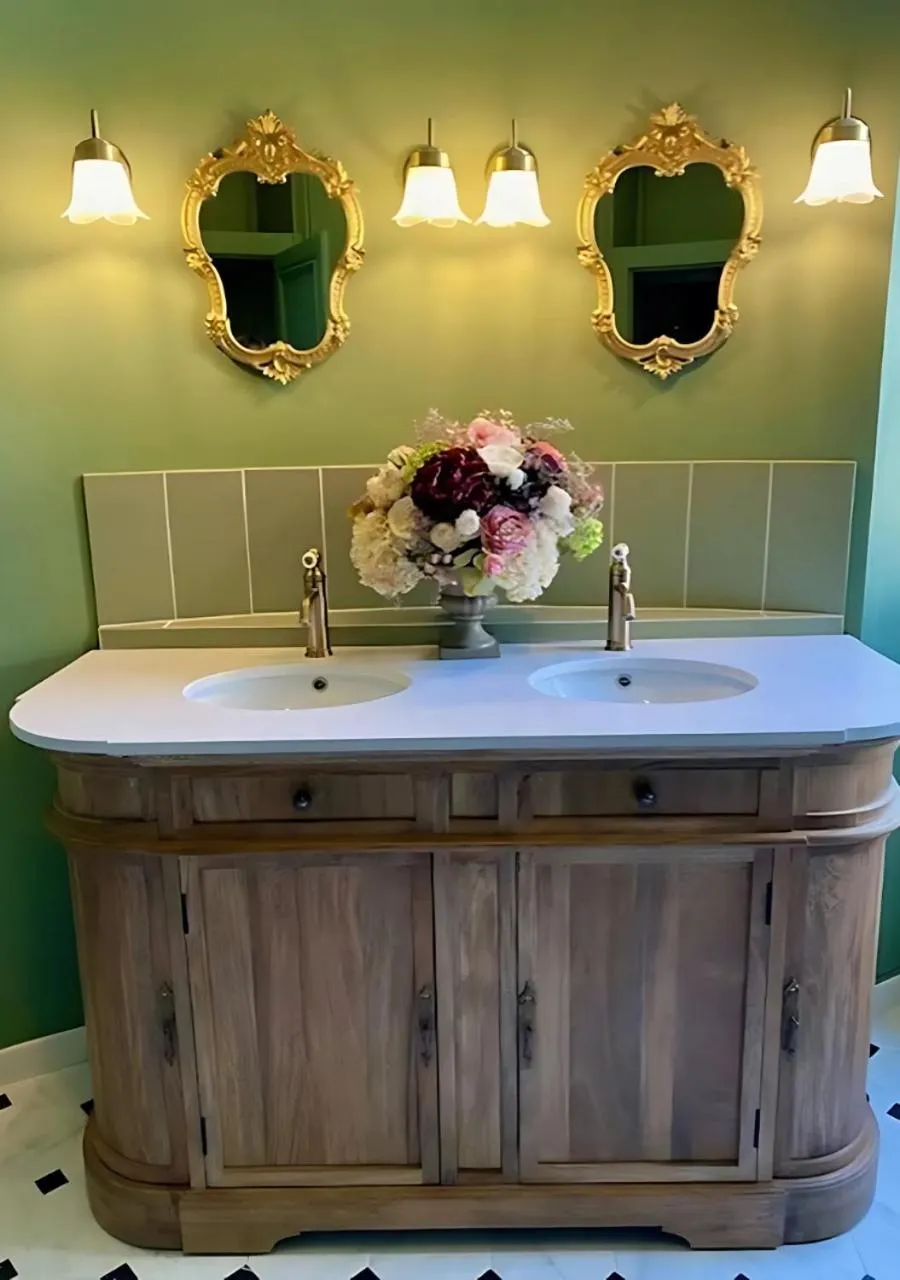 Bathroom in Château d'Ermenonville