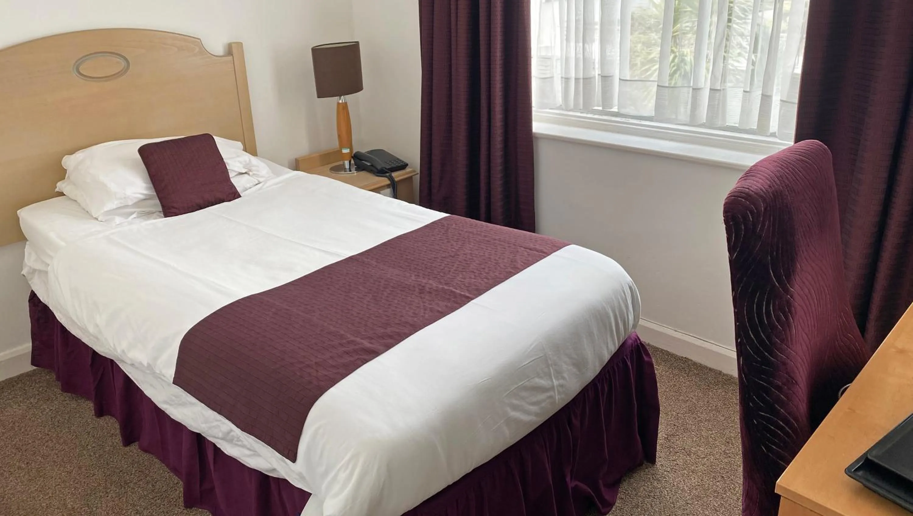 Bed in Magnuson Hotel Sandy Lodge Newquay