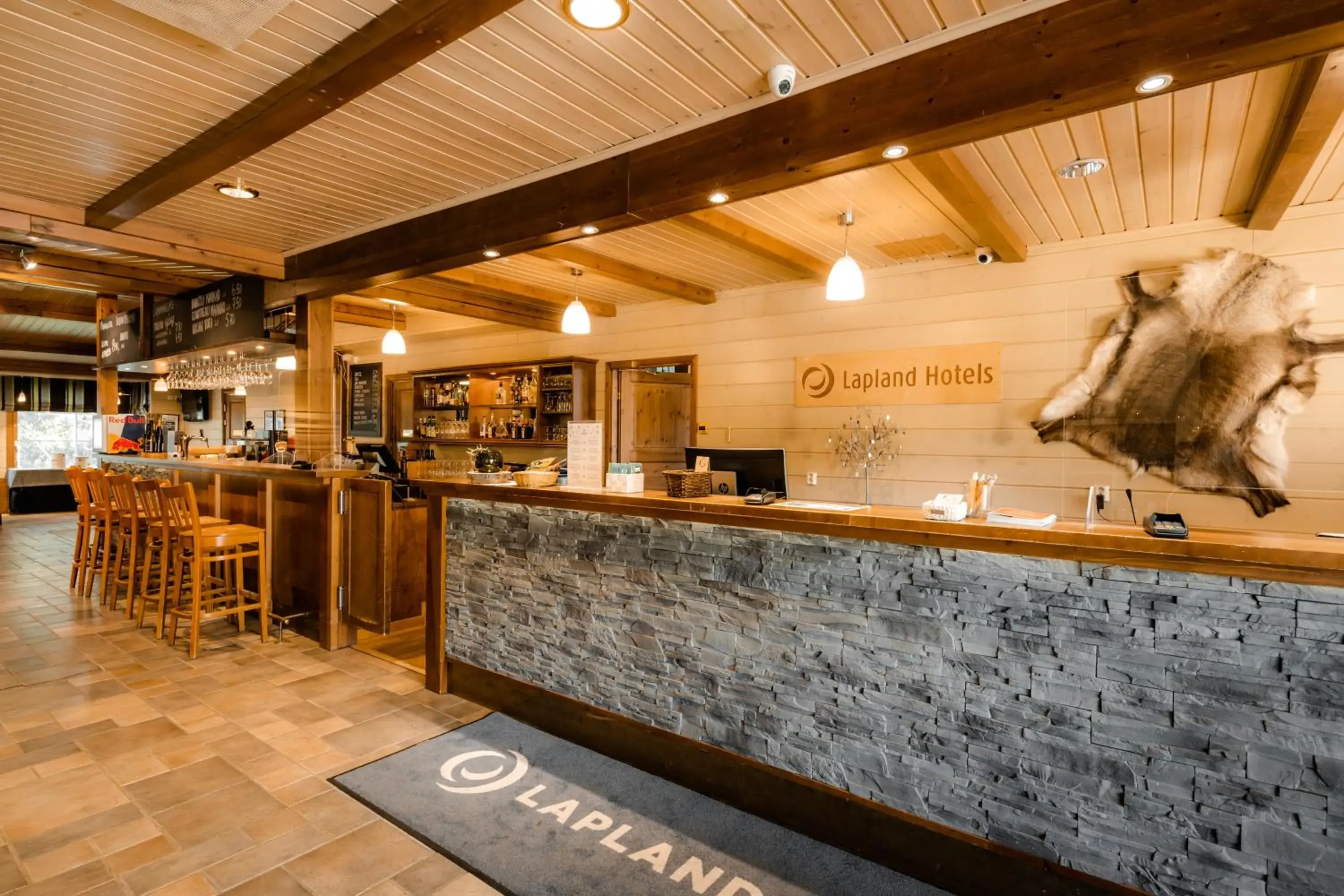 Lobby or reception in Lapland Hotels Ounasvaara Chalets Lobby or reception in Lapland Hotels Ounasvaara Chalets