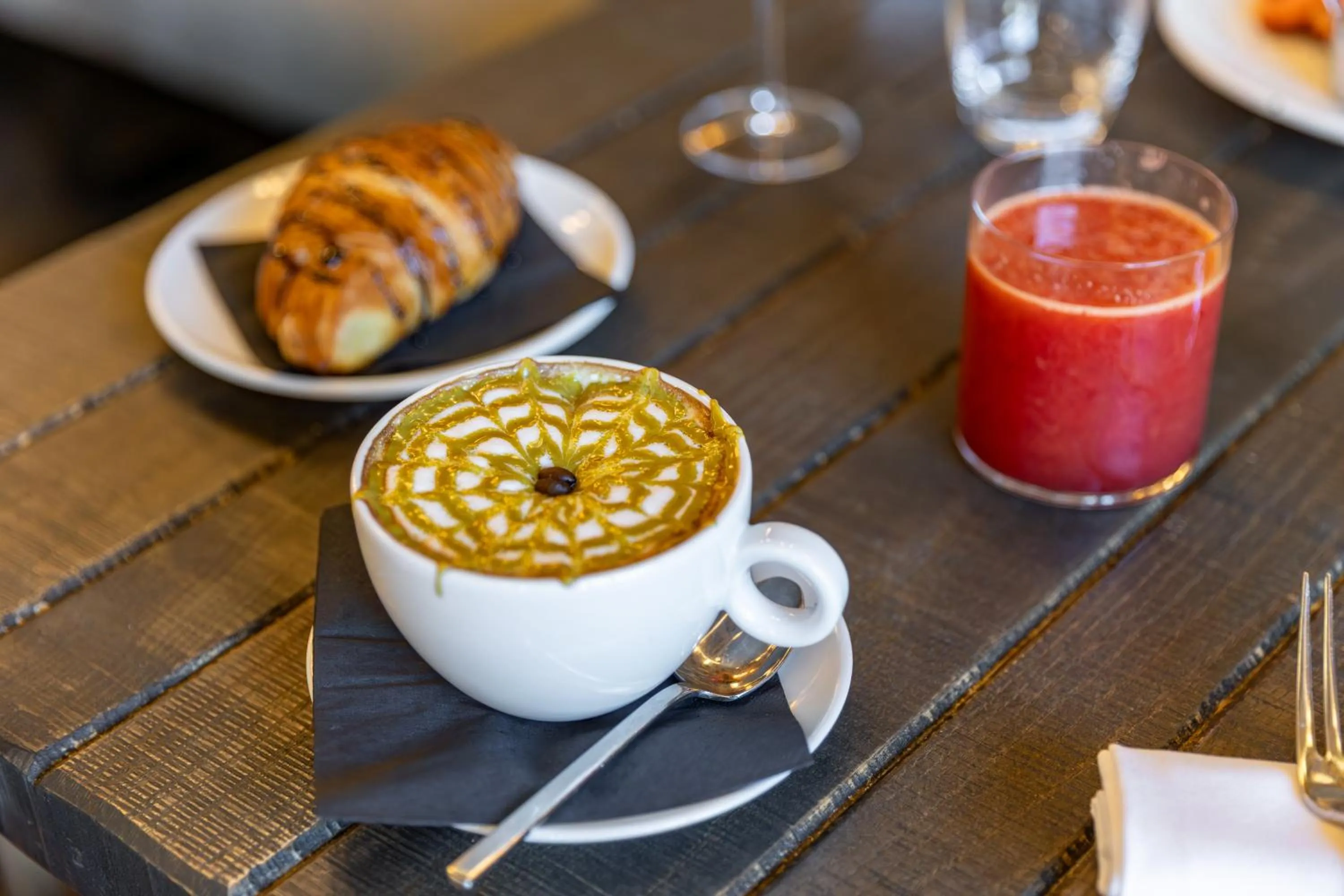 Breakfast in Seta Hotel