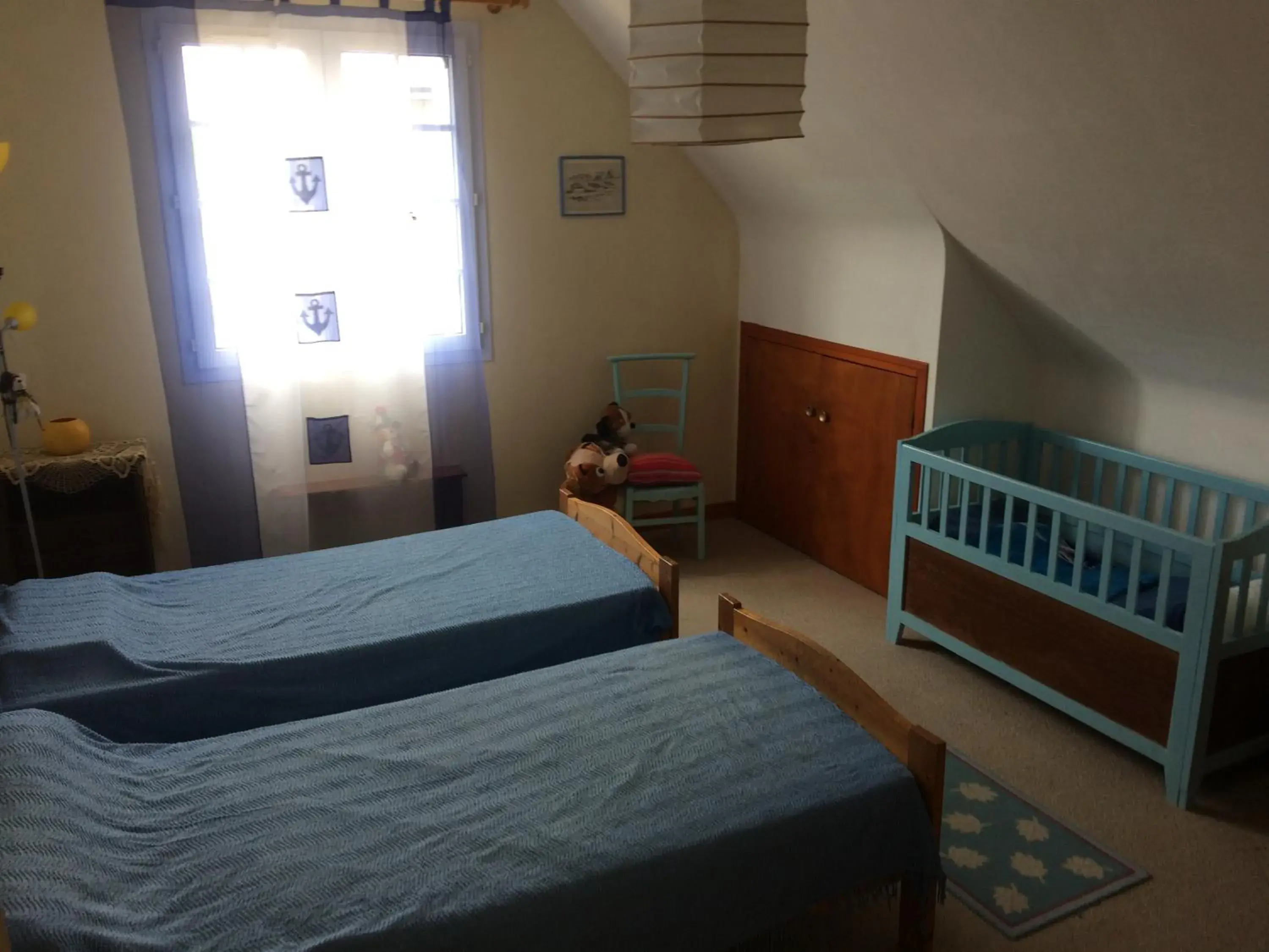 Large Twin Room in aux 2 oies Large Twin Room in aux 2 oies