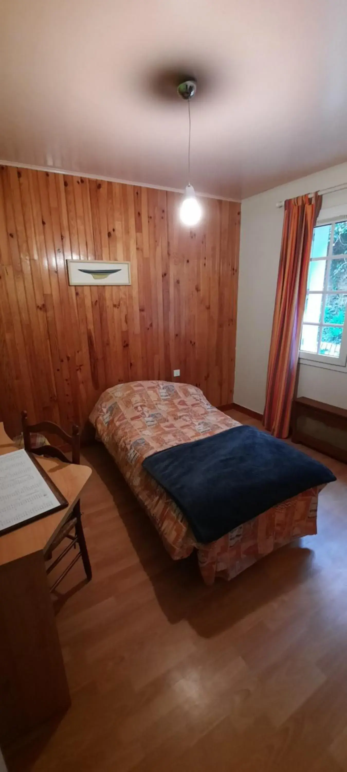 Standard Single Room - single occupancy in aux 2 oies Standard Single Room - single occupancy in aux 2 oies
