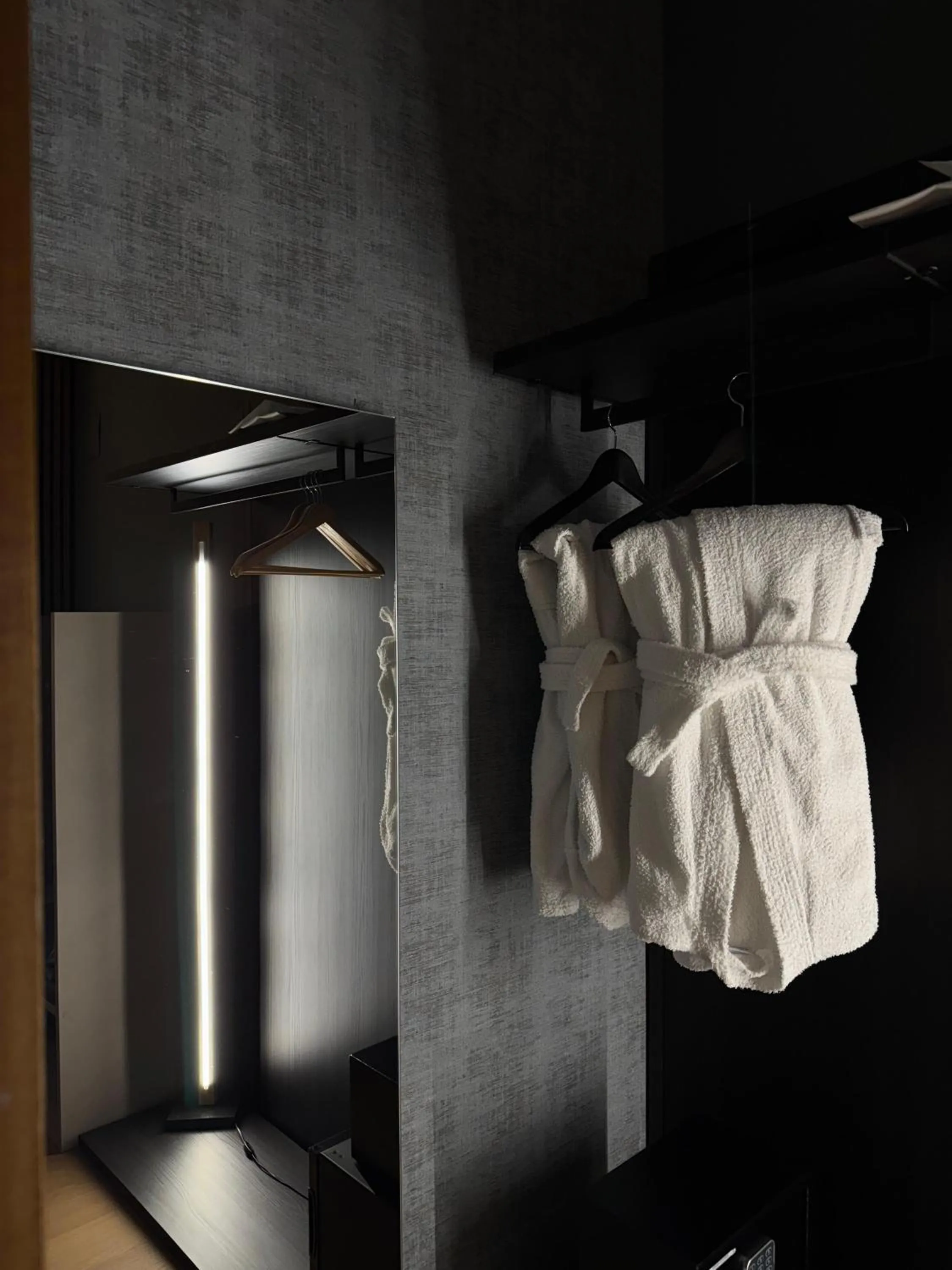 Swimming pool, Bed in Villa Riviera Hotel Udine