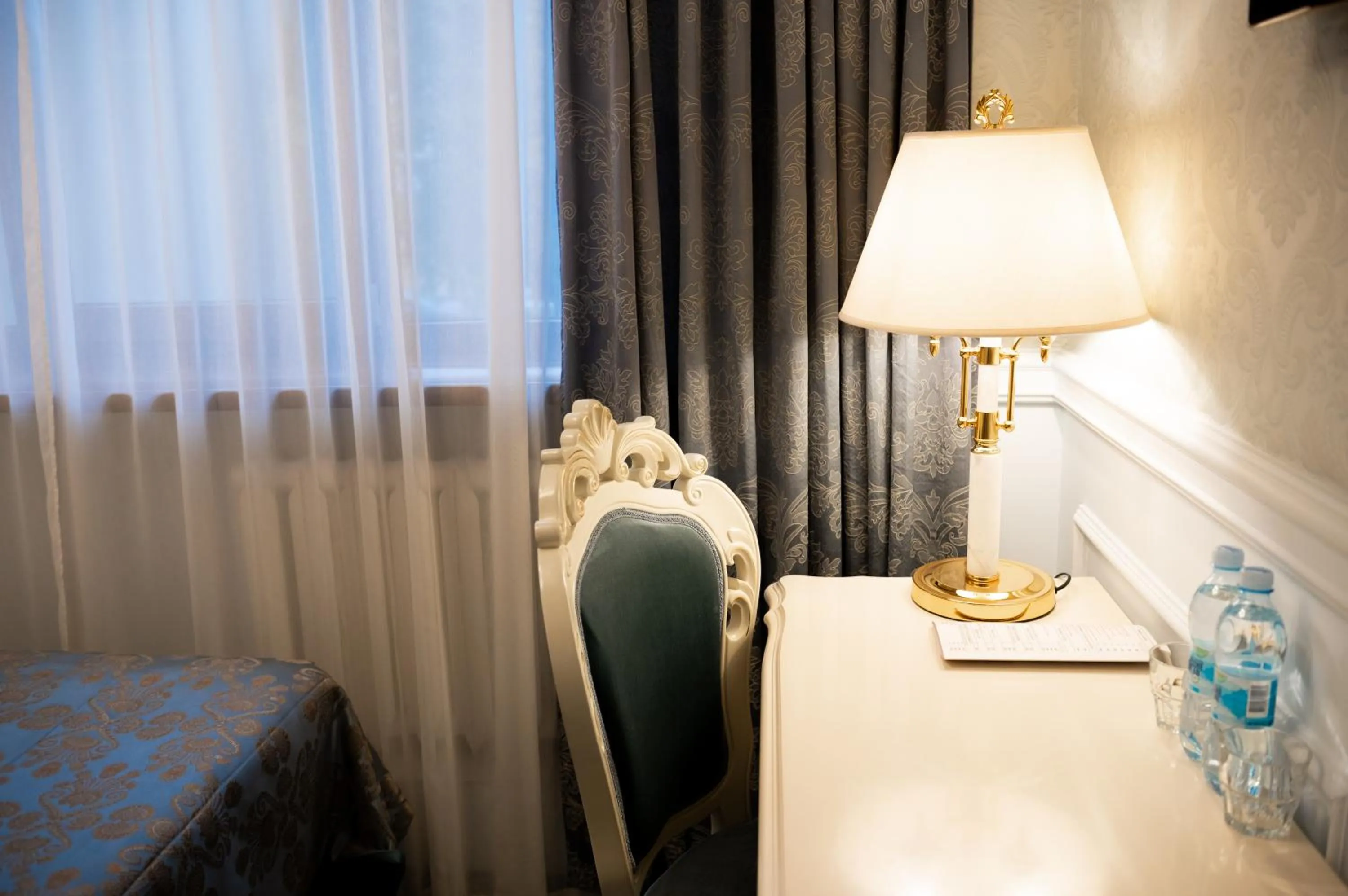 Bed in Olympic Hotel