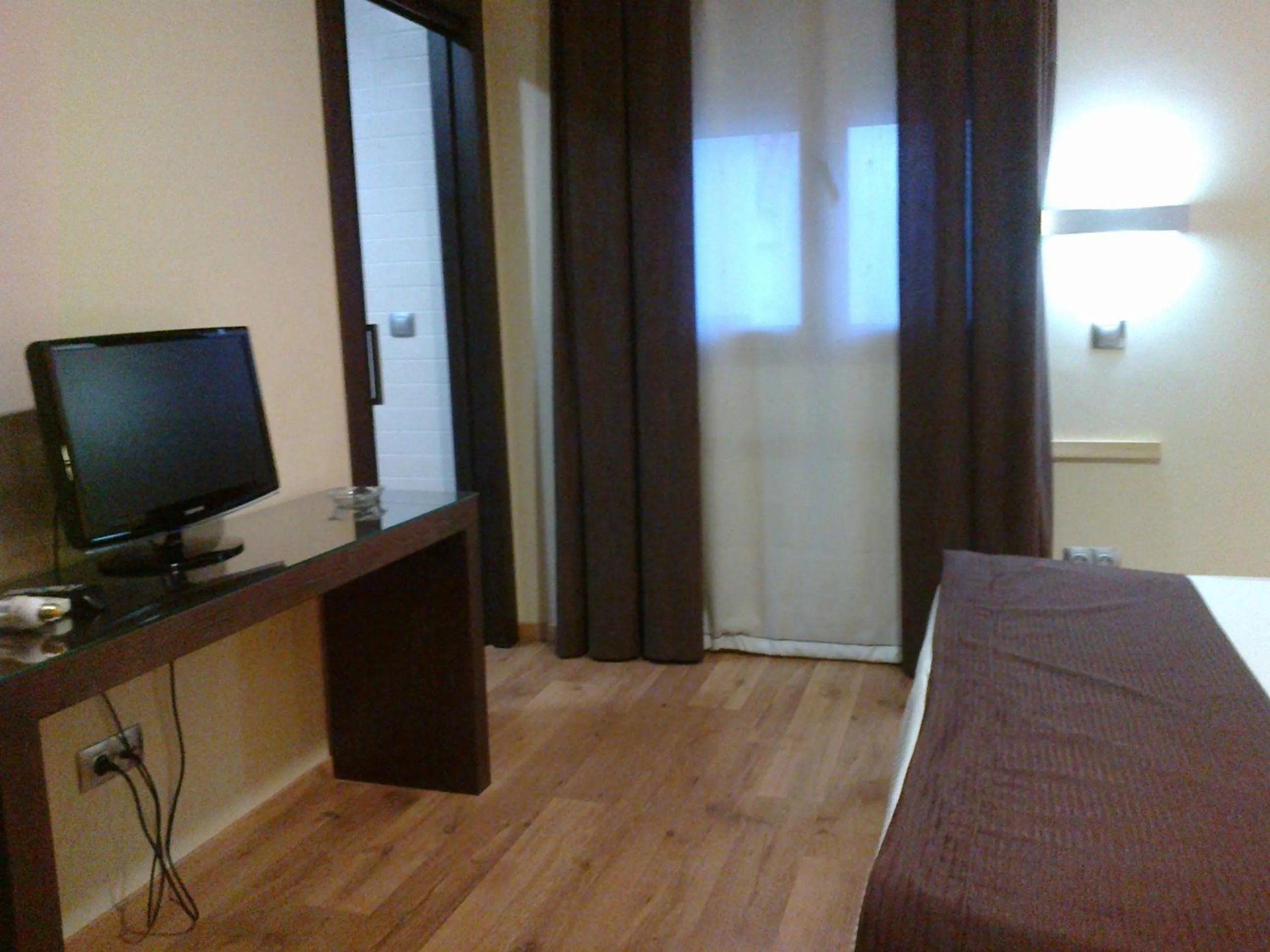 Decorative detail, Bed in Hotel Anabel Baza