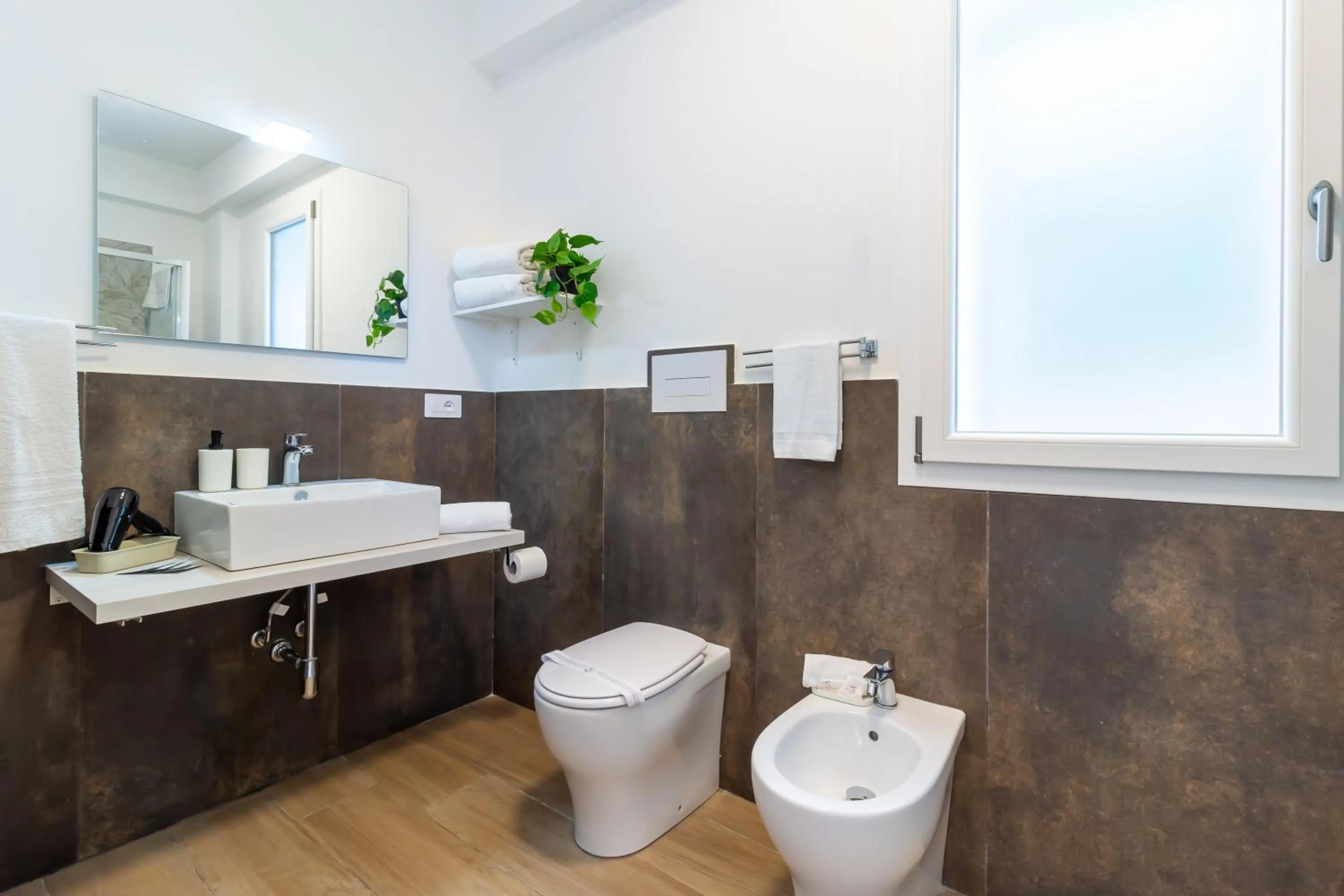 Shower in Granatelli Holiday Home