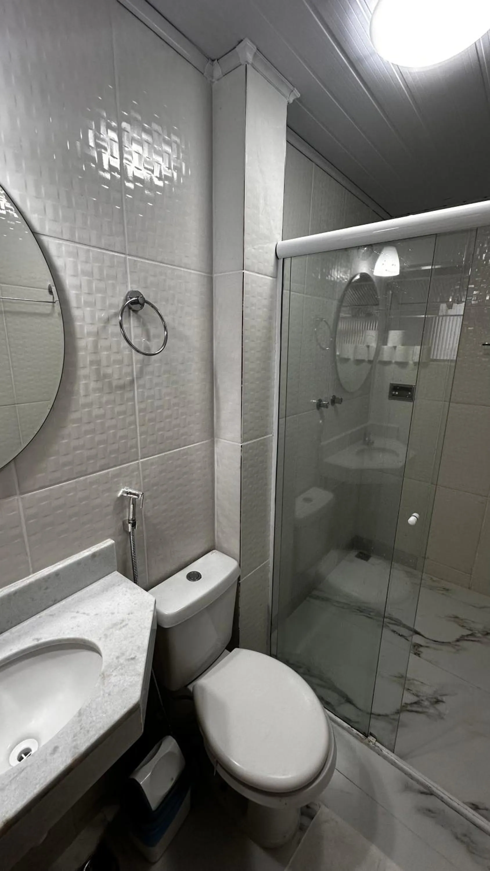 Shower in Alfa Mar Pousada