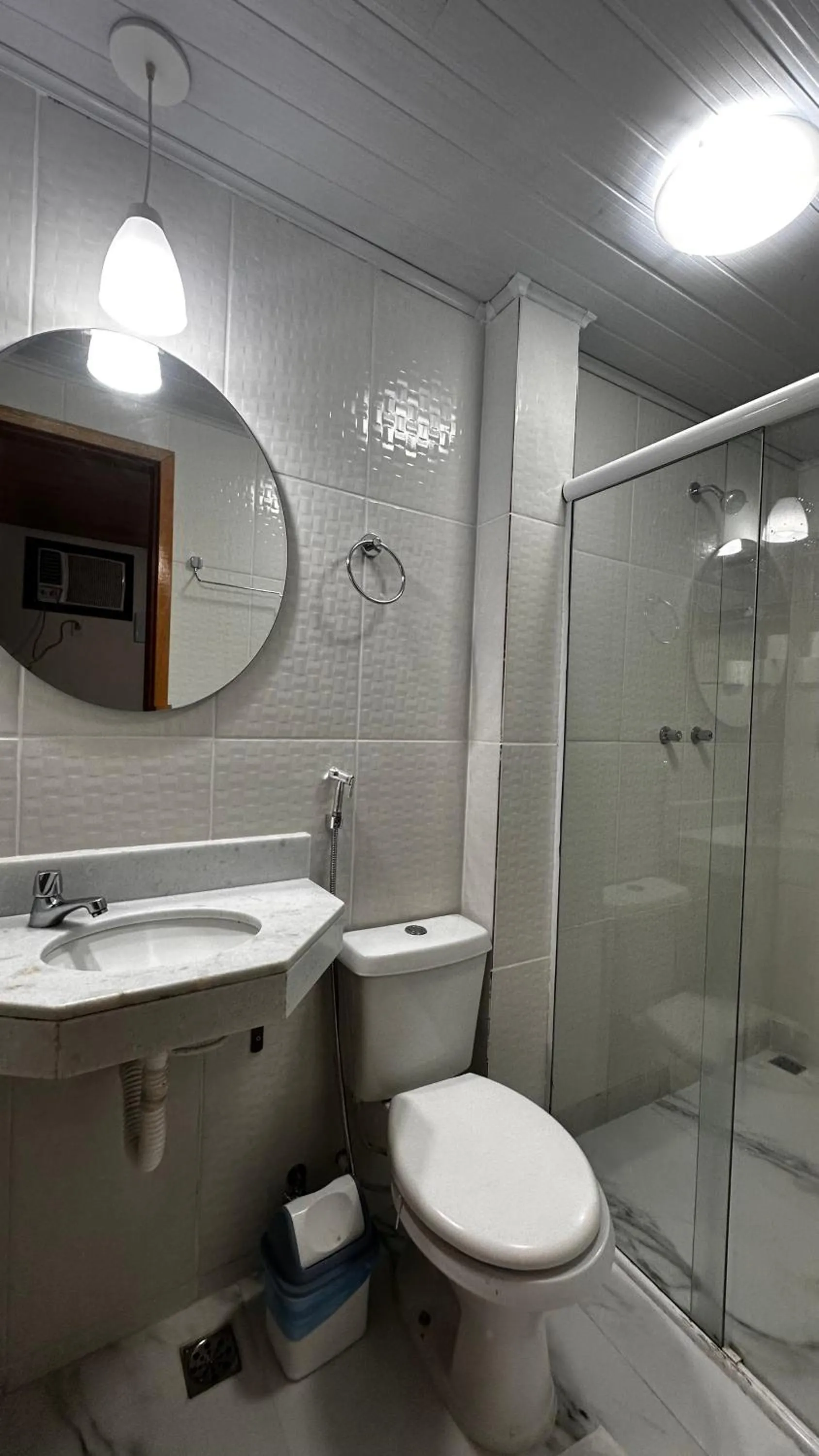 Shower in Alfa Mar Pousada