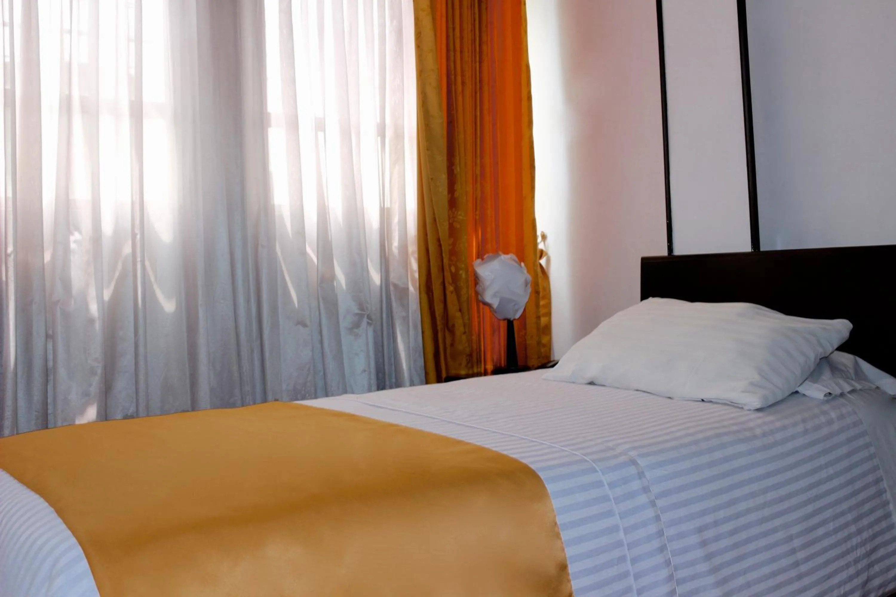 Bed in Hotel Ferrovial Corferias