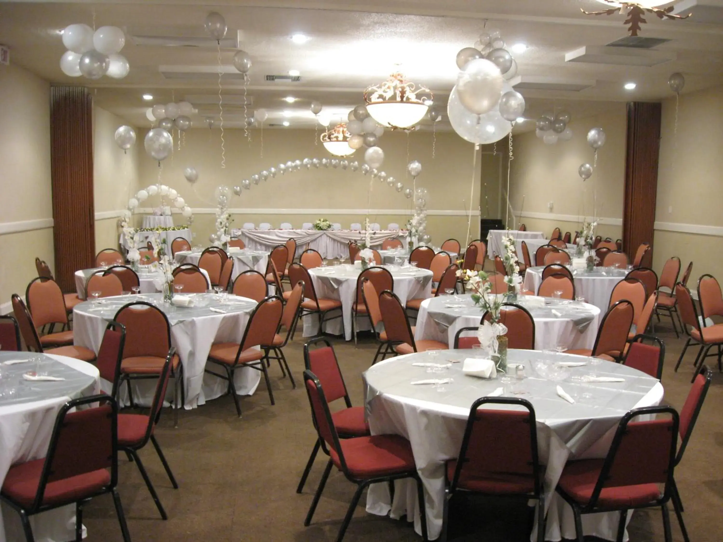 Banquet/Function facilities, Restaurant/Places to Eat in Country Hearth Inn & Suites Marietta