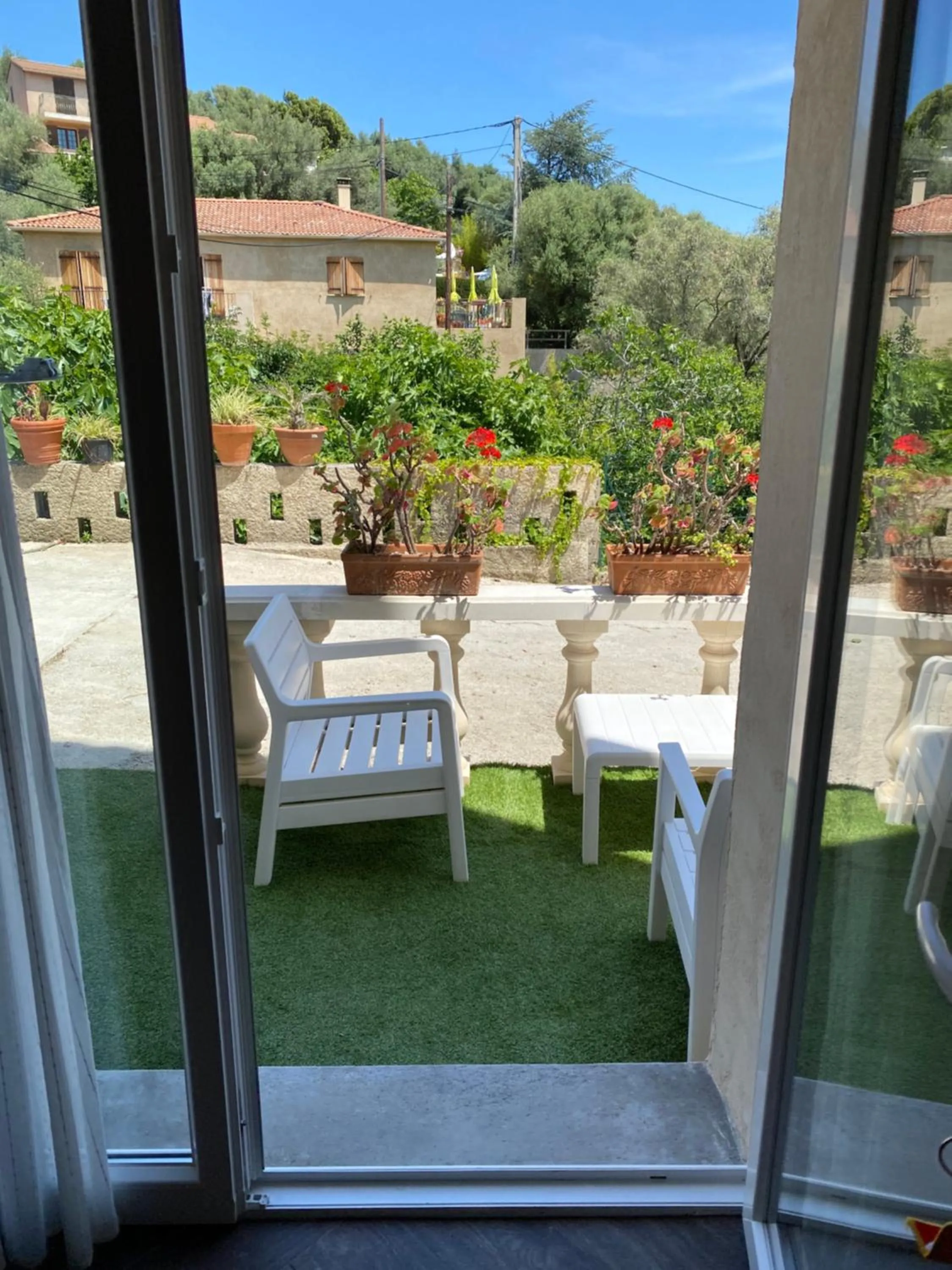 Apartment in Appartement chic proche de la mer