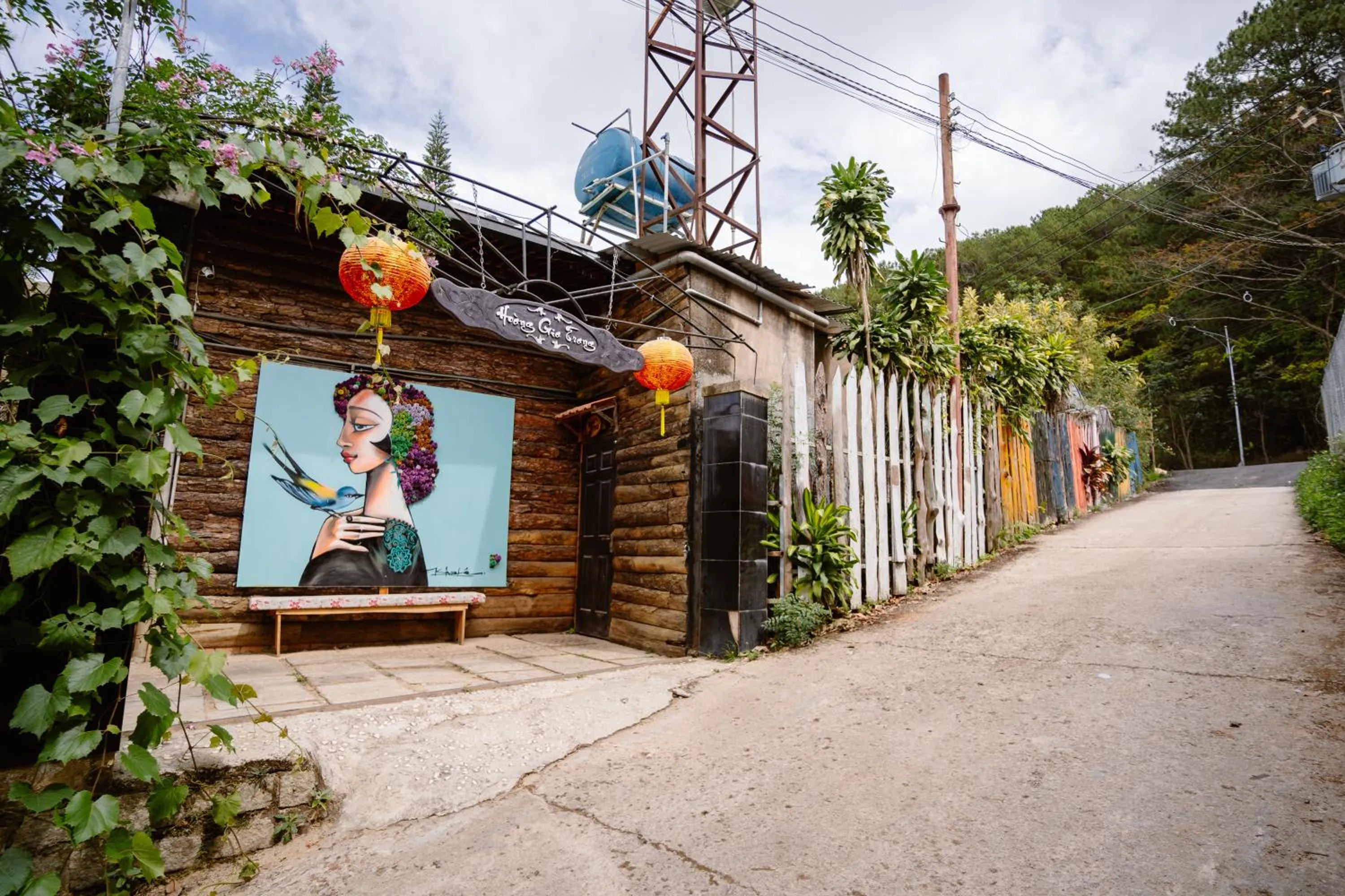 Facade/entrance in Hoàng Gia Trang