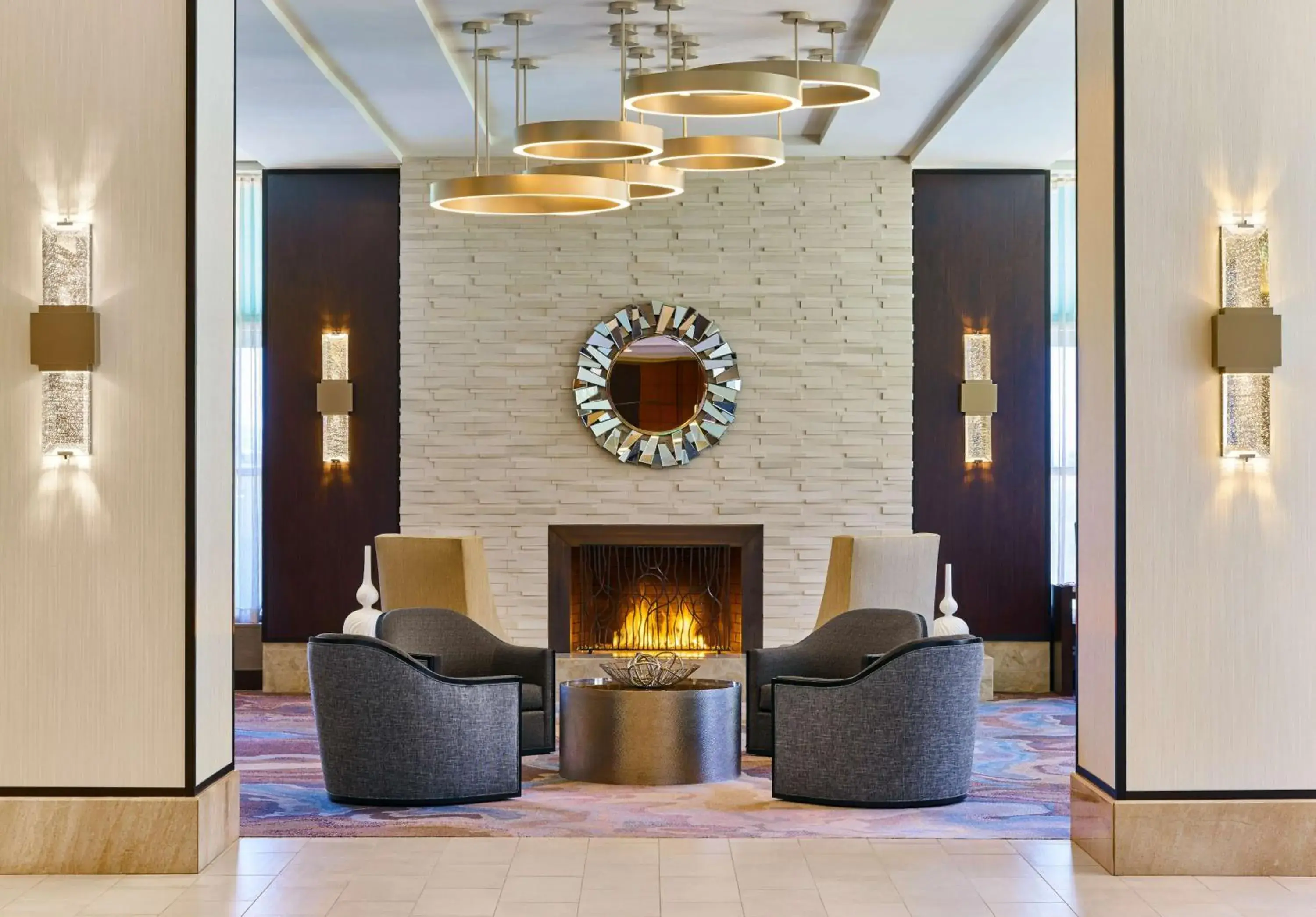 Lounge or bar, Lobby/Reception in Hilton Los Angeles North/Glendale And Executive Meeting Ctr