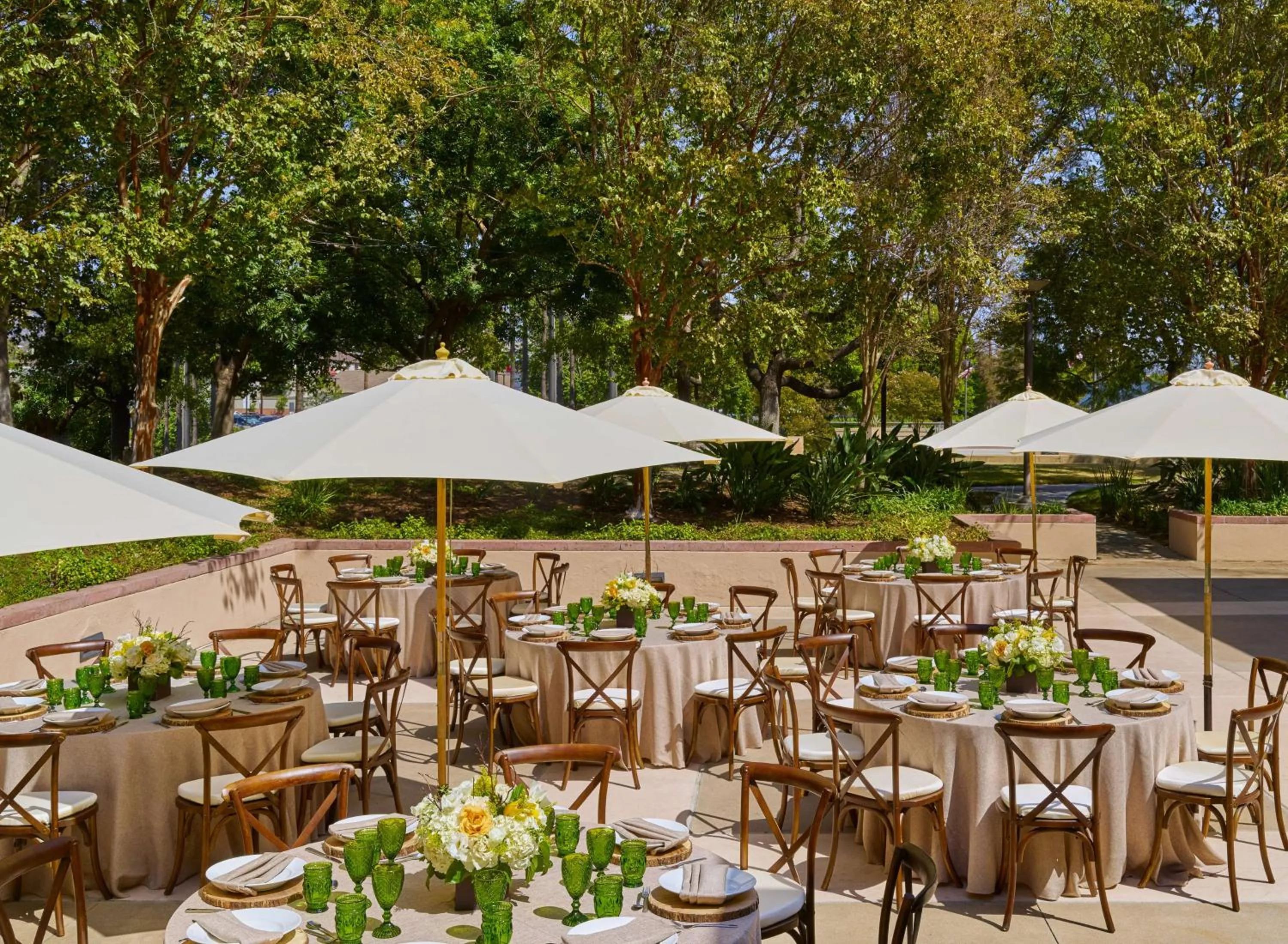 Meeting/conference room in Hilton Los Angeles North-Glendale & Executive Meeting Center