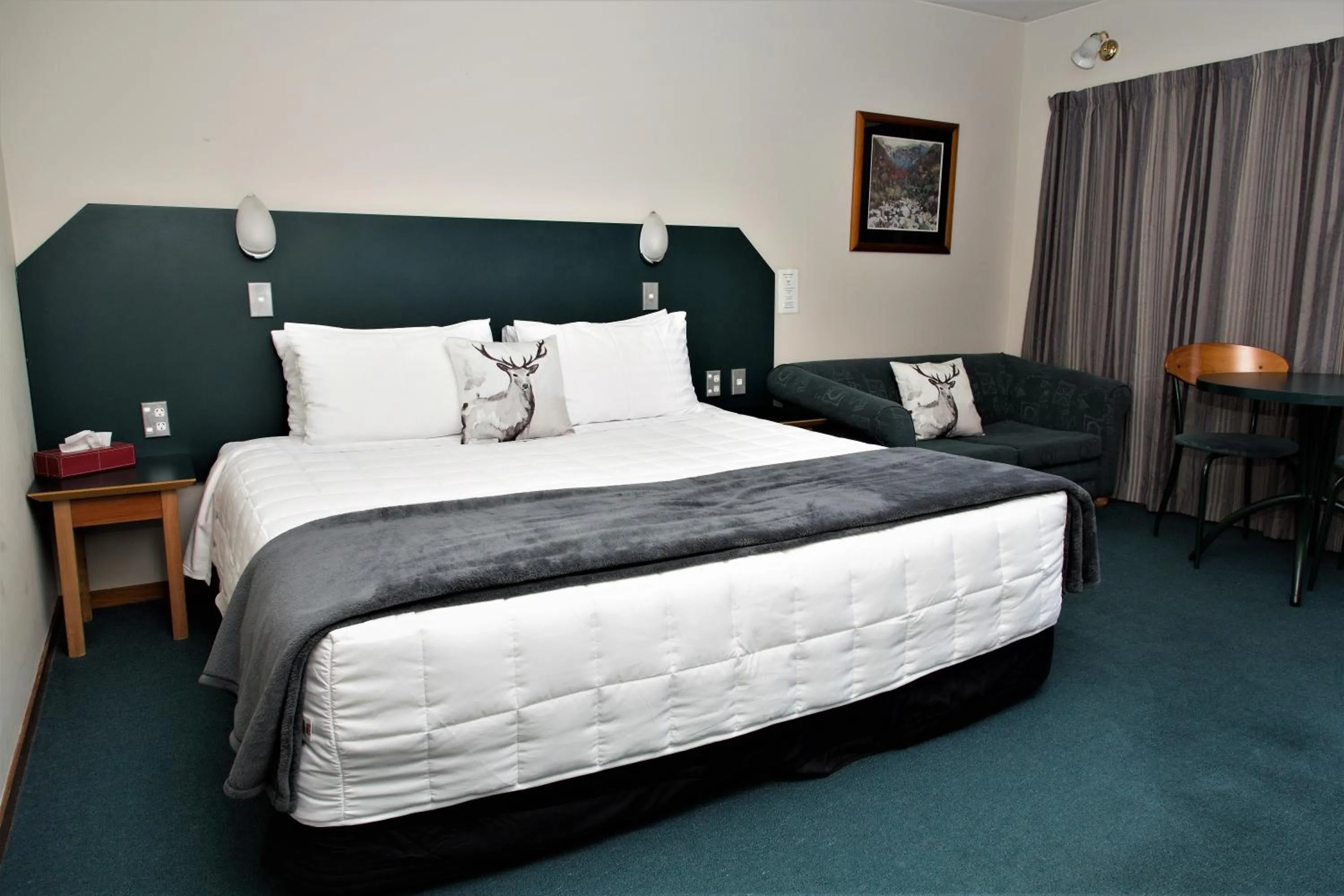 Studio - Disability Access in Aspen Lodge Motel