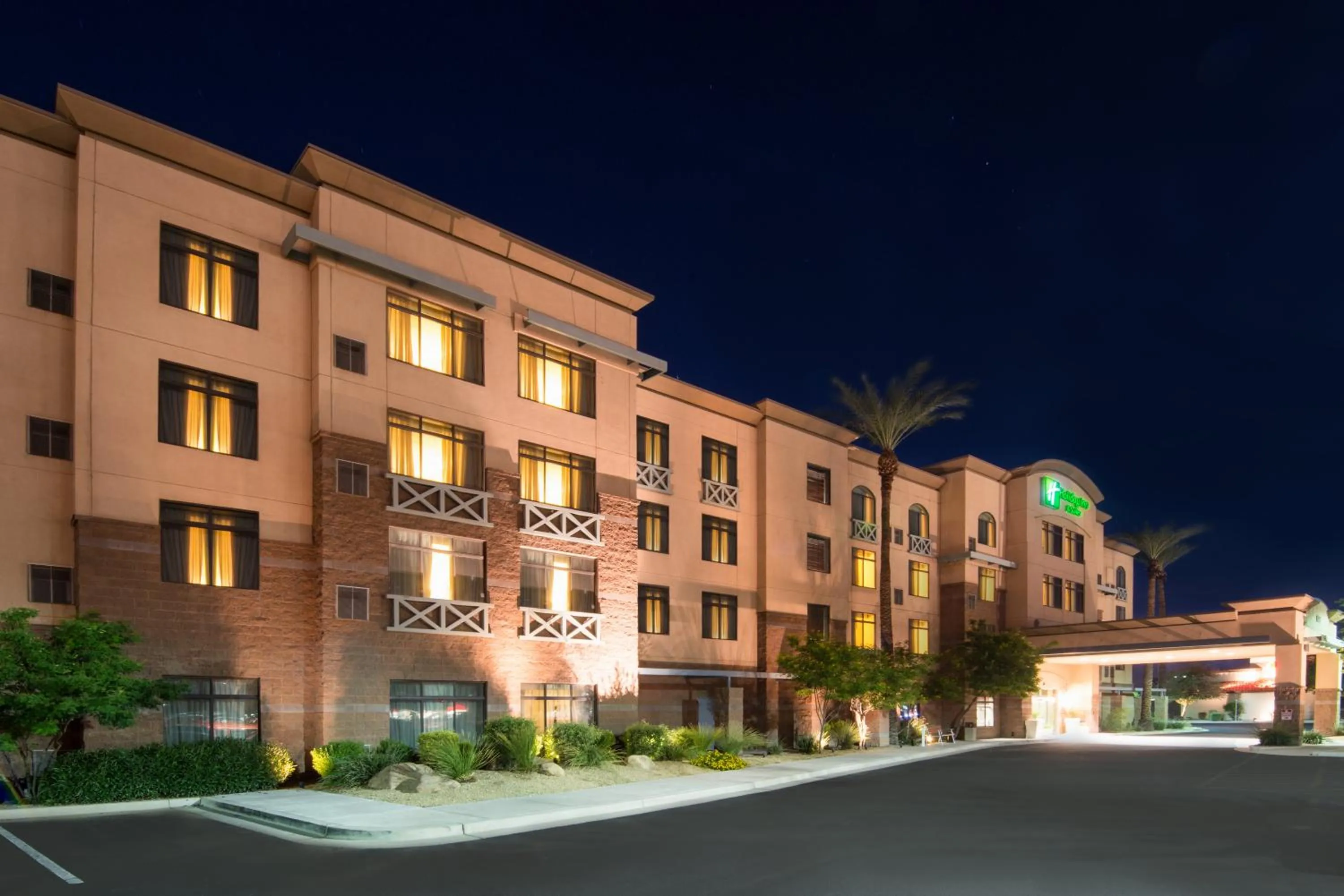 Property building in Holiday Inn & Suites Goodyear - West Phoenix Area by IHG