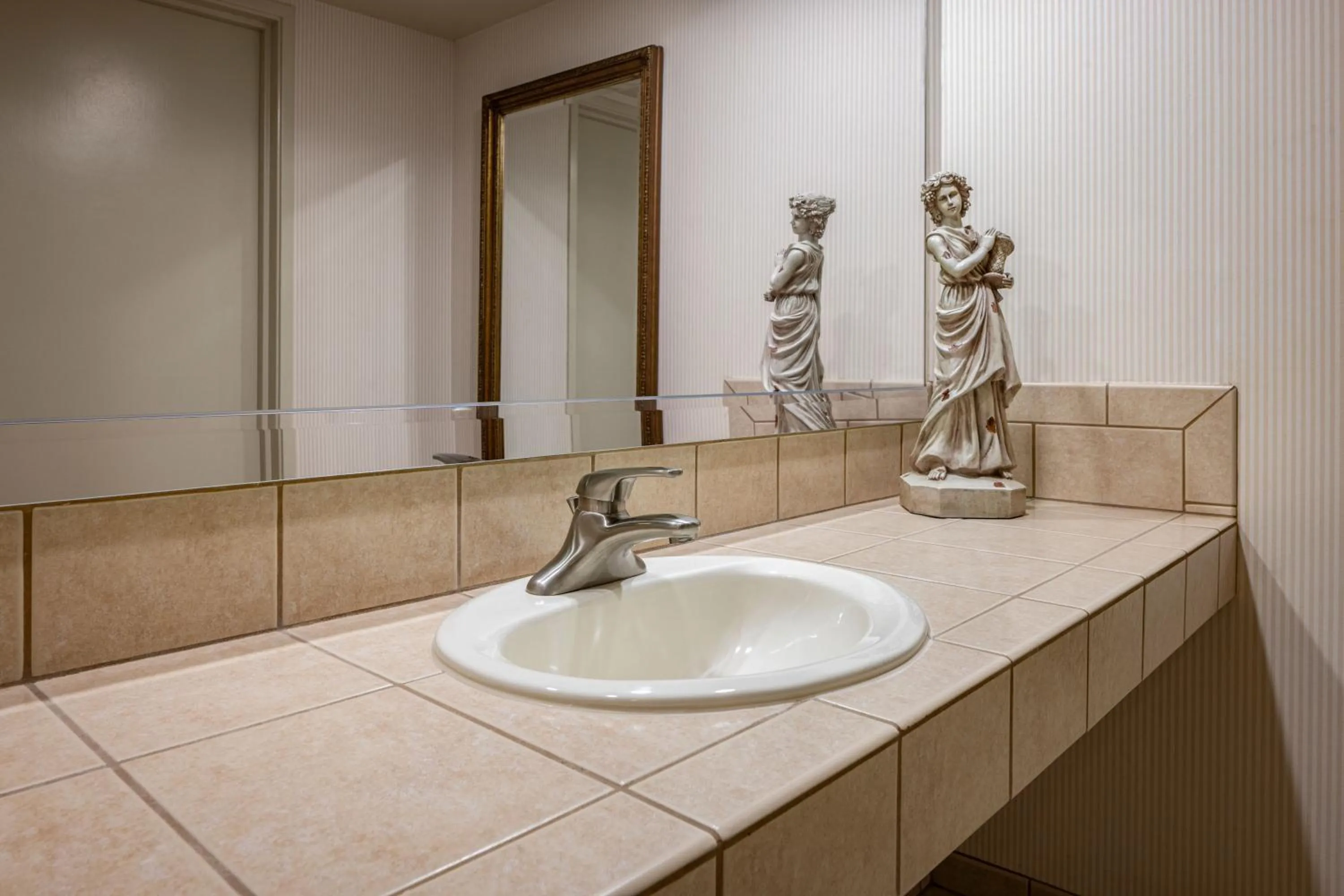 Bathroom in Eldorado Reno, A Caesars Destination