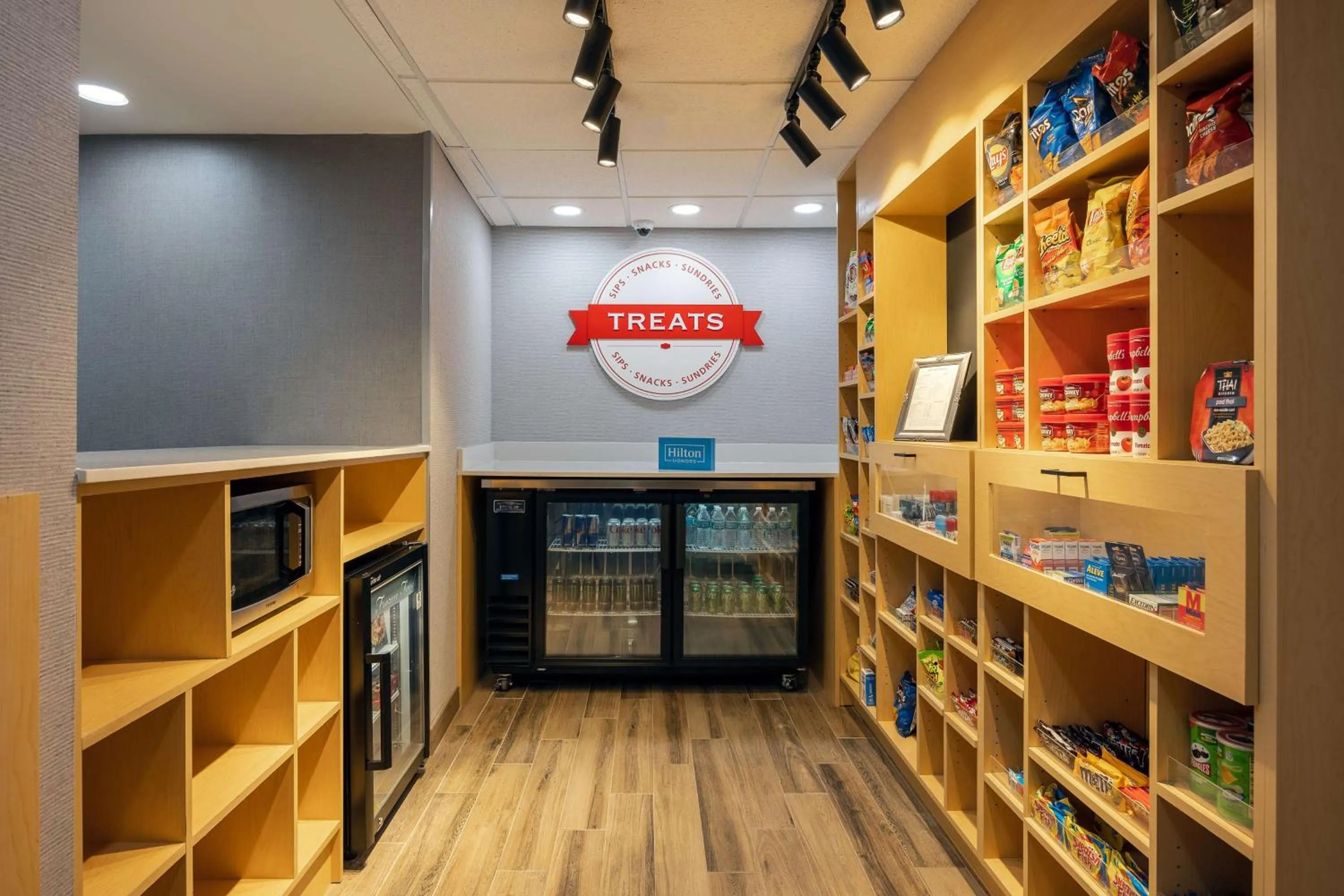 Restaurant/places to eat in Hampton Inn & Suites Alpharetta Roswell