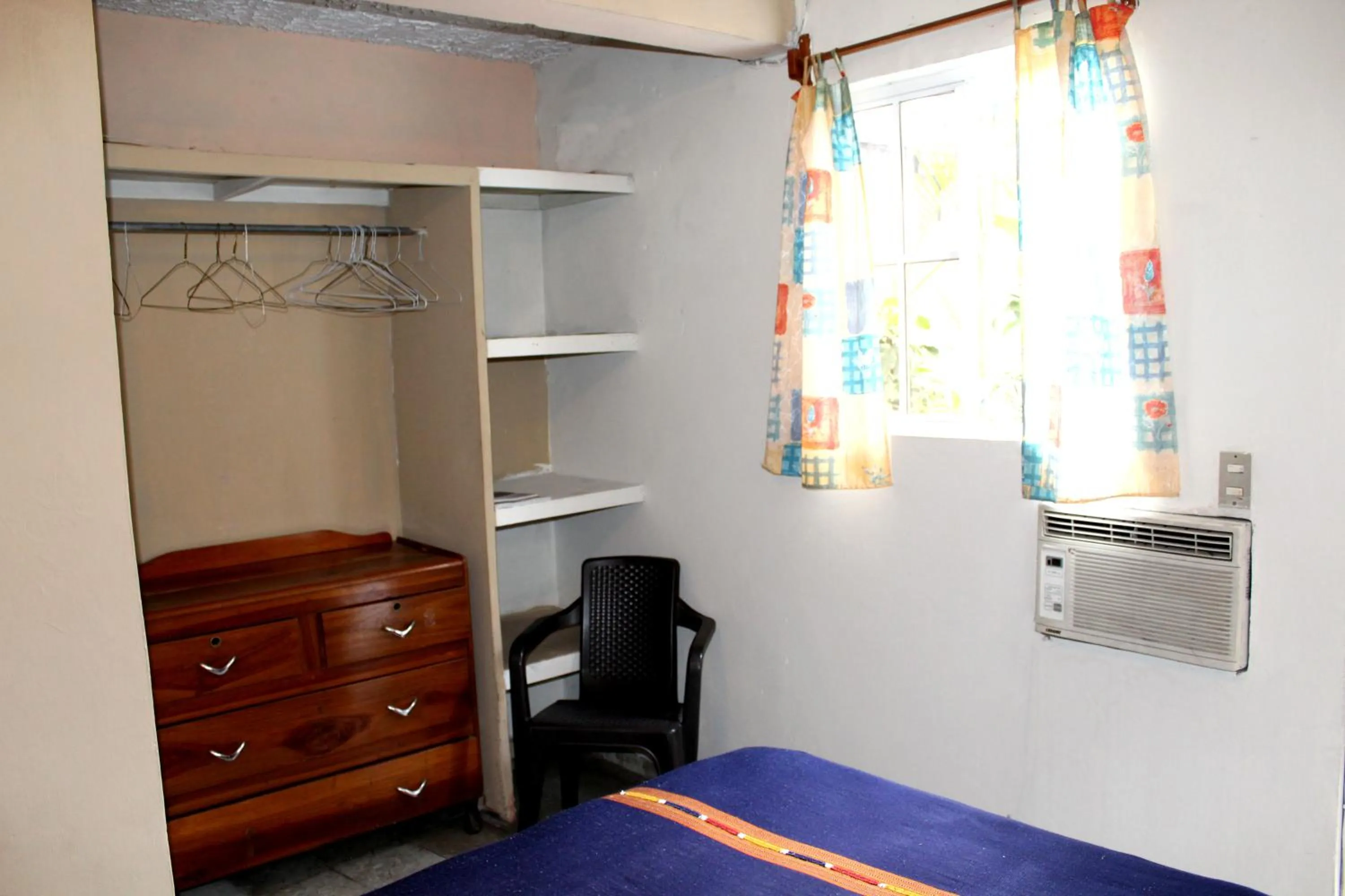 Photo of the whole room, Bed in Ximenas Guest House