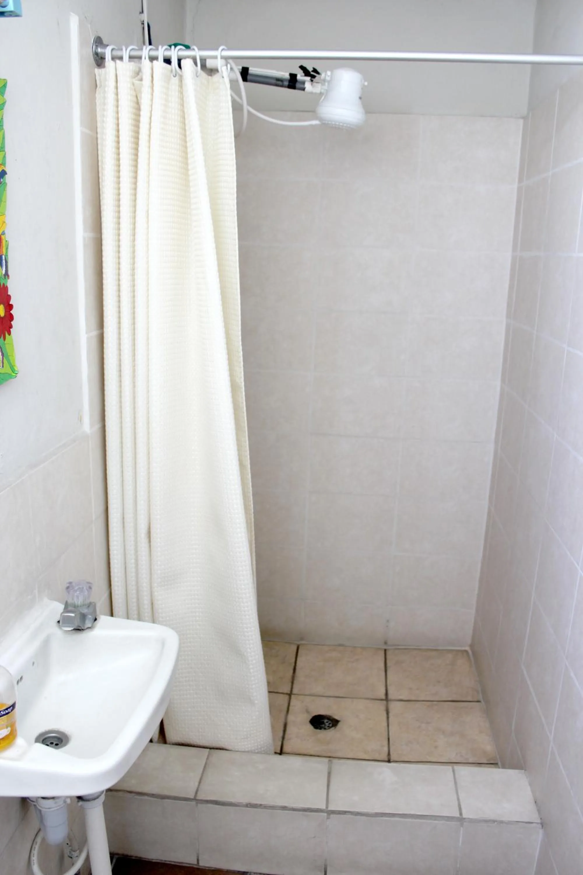 Bathroom in Ximenas Guest House