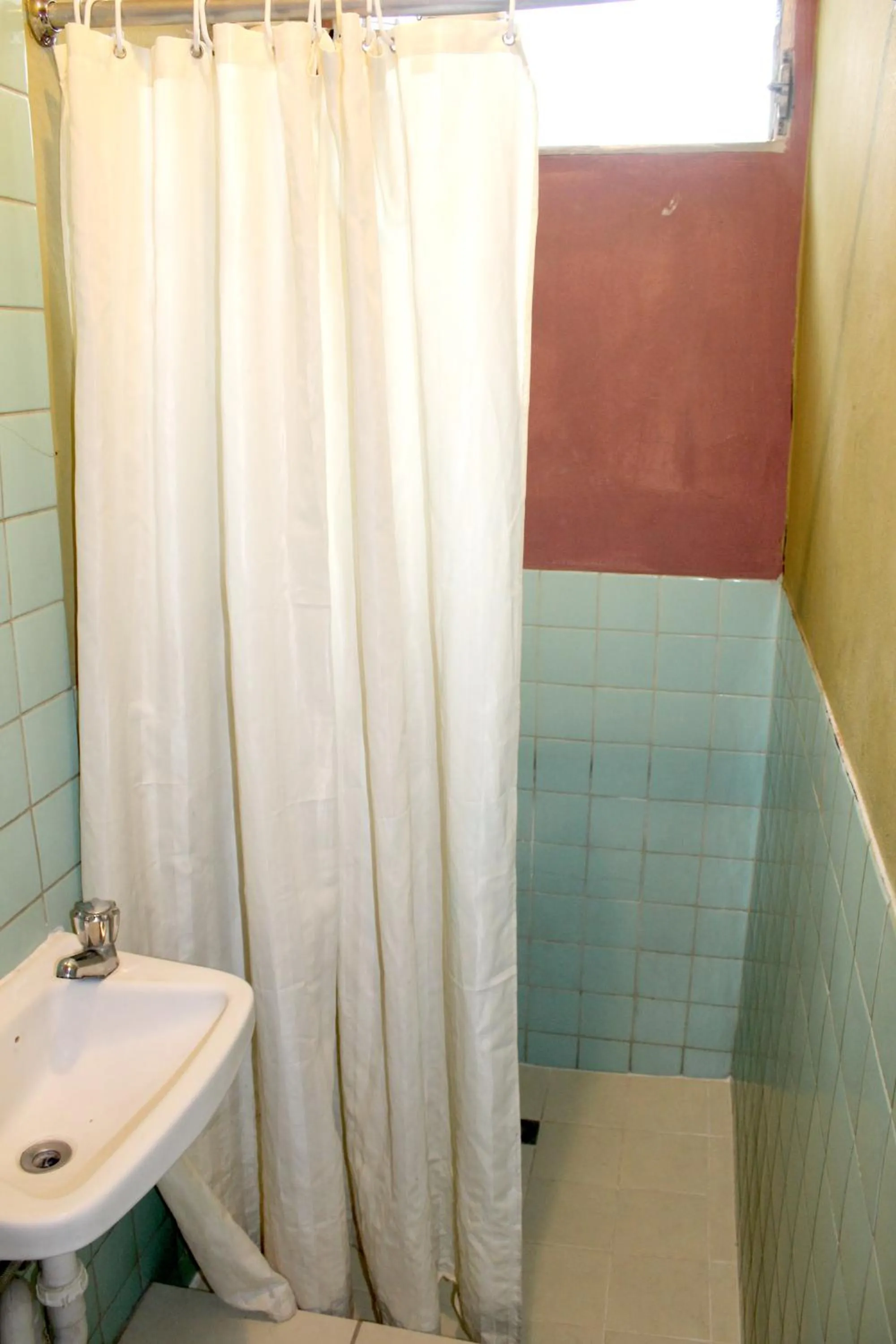 Bathroom in Ximenas Guest House
