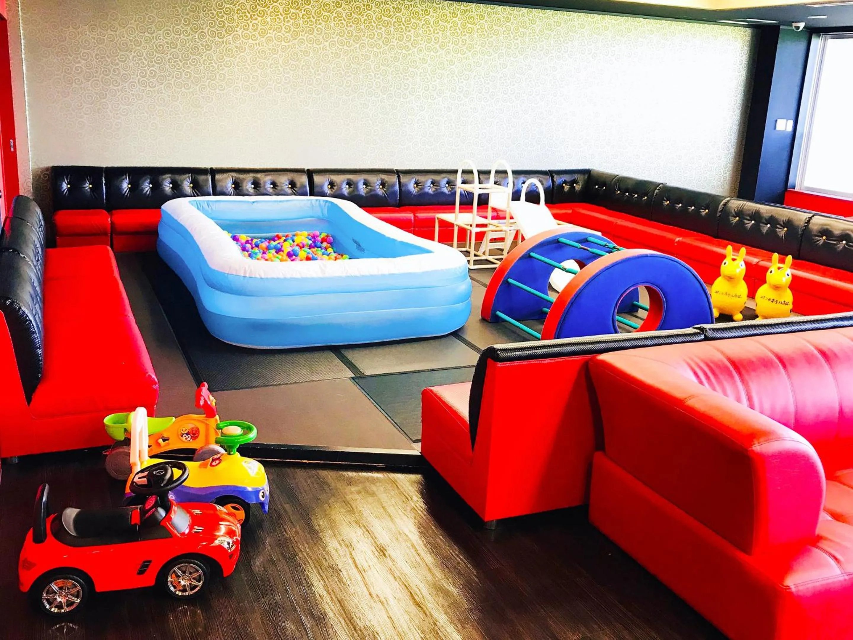 Hot Spring Bath in The Yuinchi Hotel Nanjo