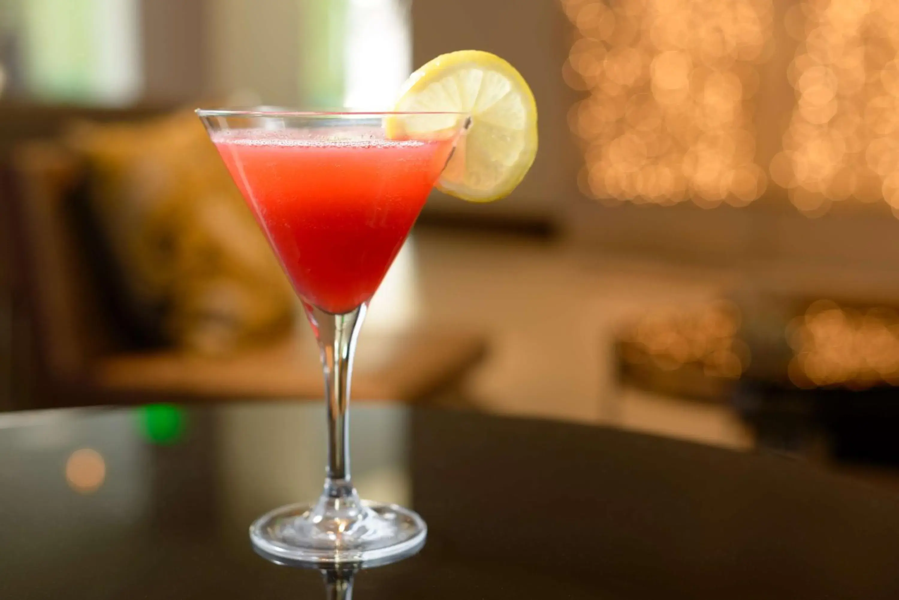 Lounge or bar in Hilton Woodland Hills/ Los Angeles Lounge or bar in Hilton Woodland Hills/ Los Angeles
