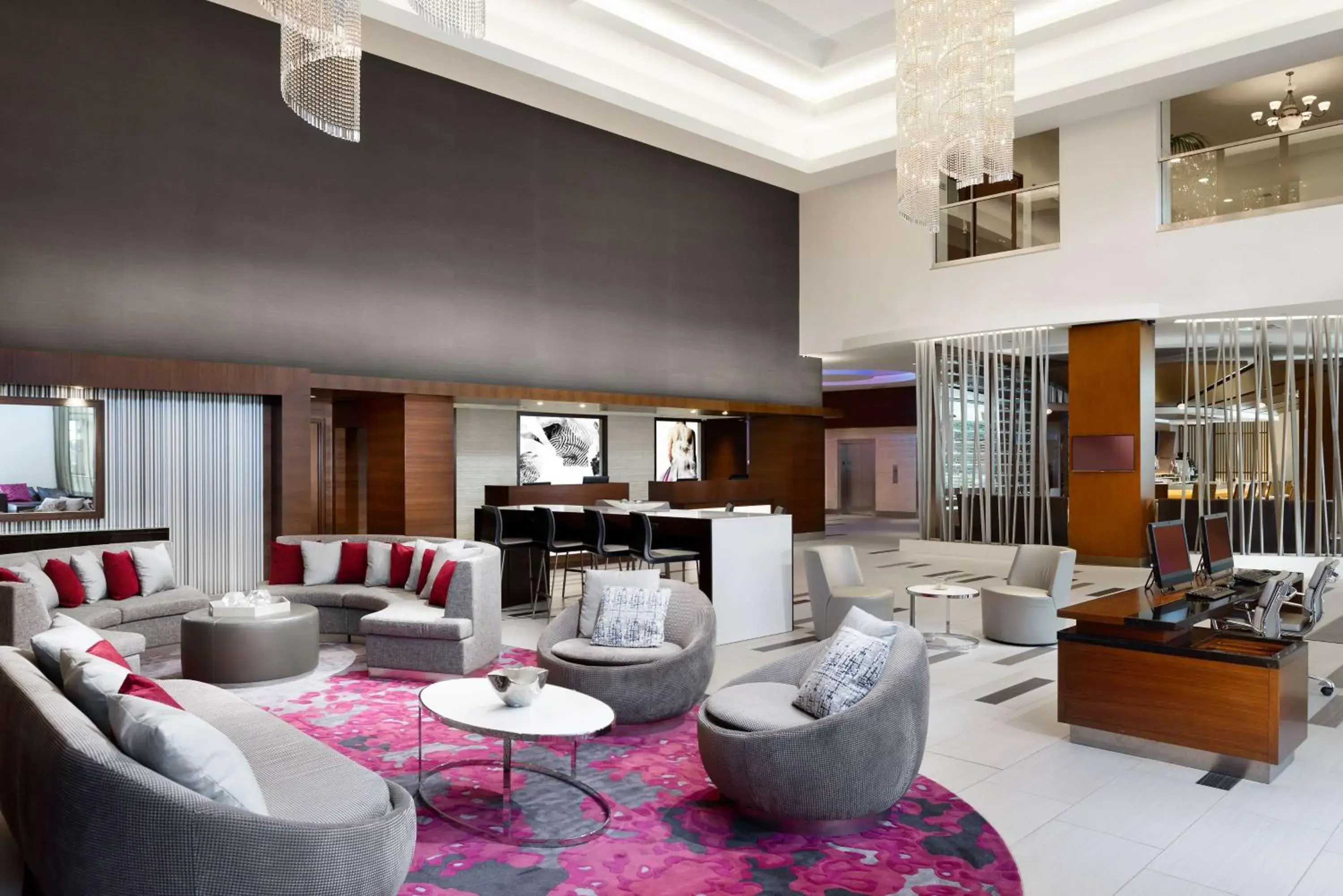 Lobby or reception in Hilton Woodland Hills/ Los Angeles Lobby or reception in Hilton Woodland Hills/ Los Angeles