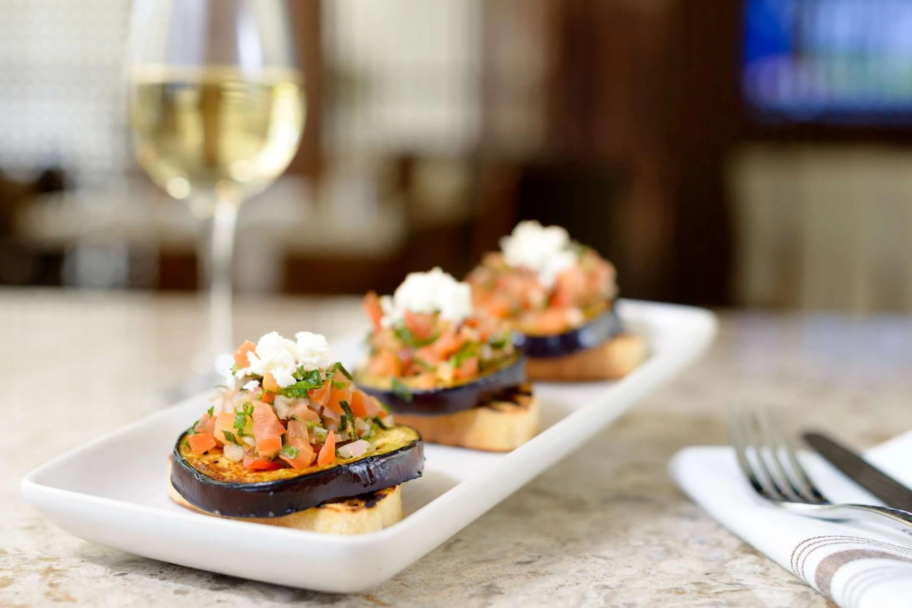 Restaurant/places to eat in Hilton Woodland Hills/ Los Angeles