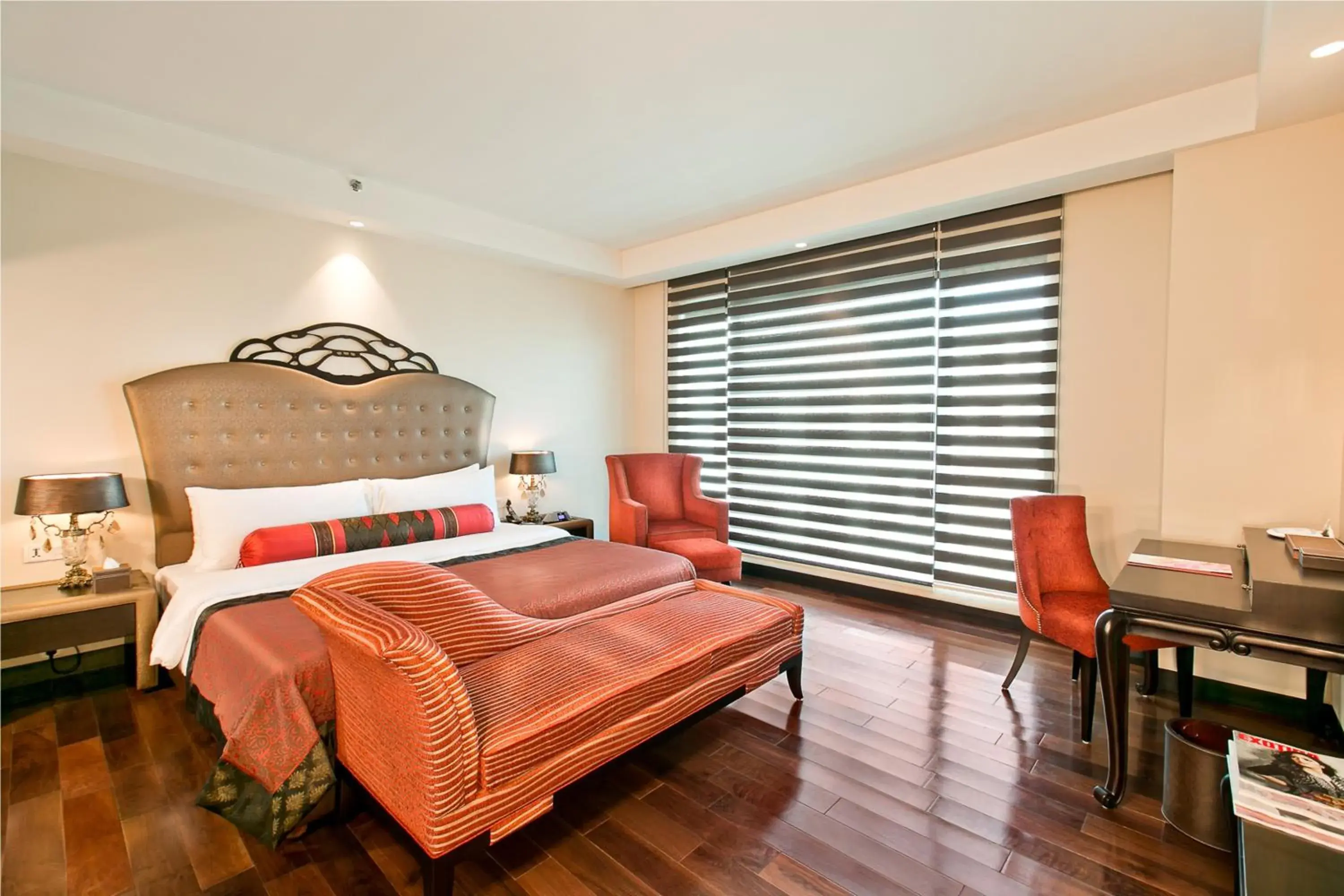 Bed in The Lalit Jaipur Bed in The Lalit Jaipur