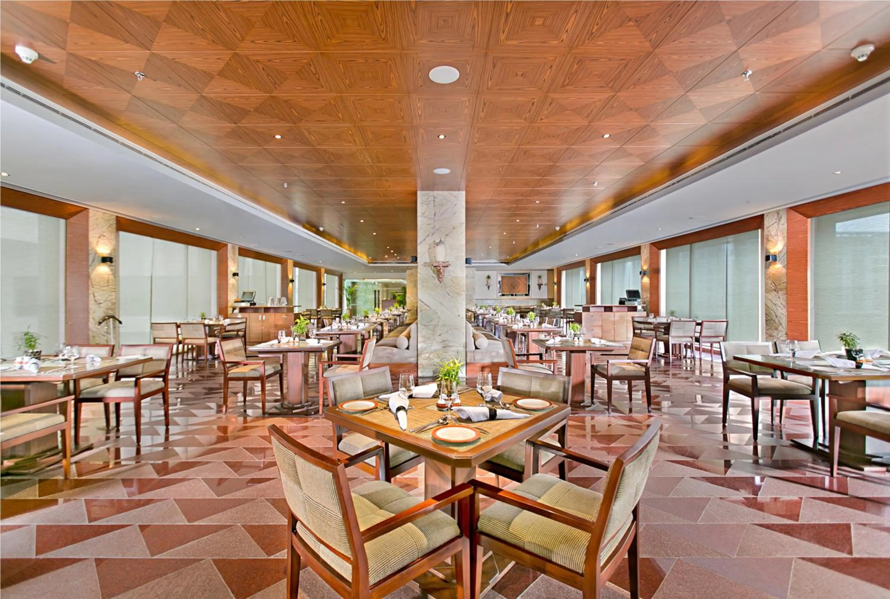 Restaurant/places to eat in The Lalit Jaipur