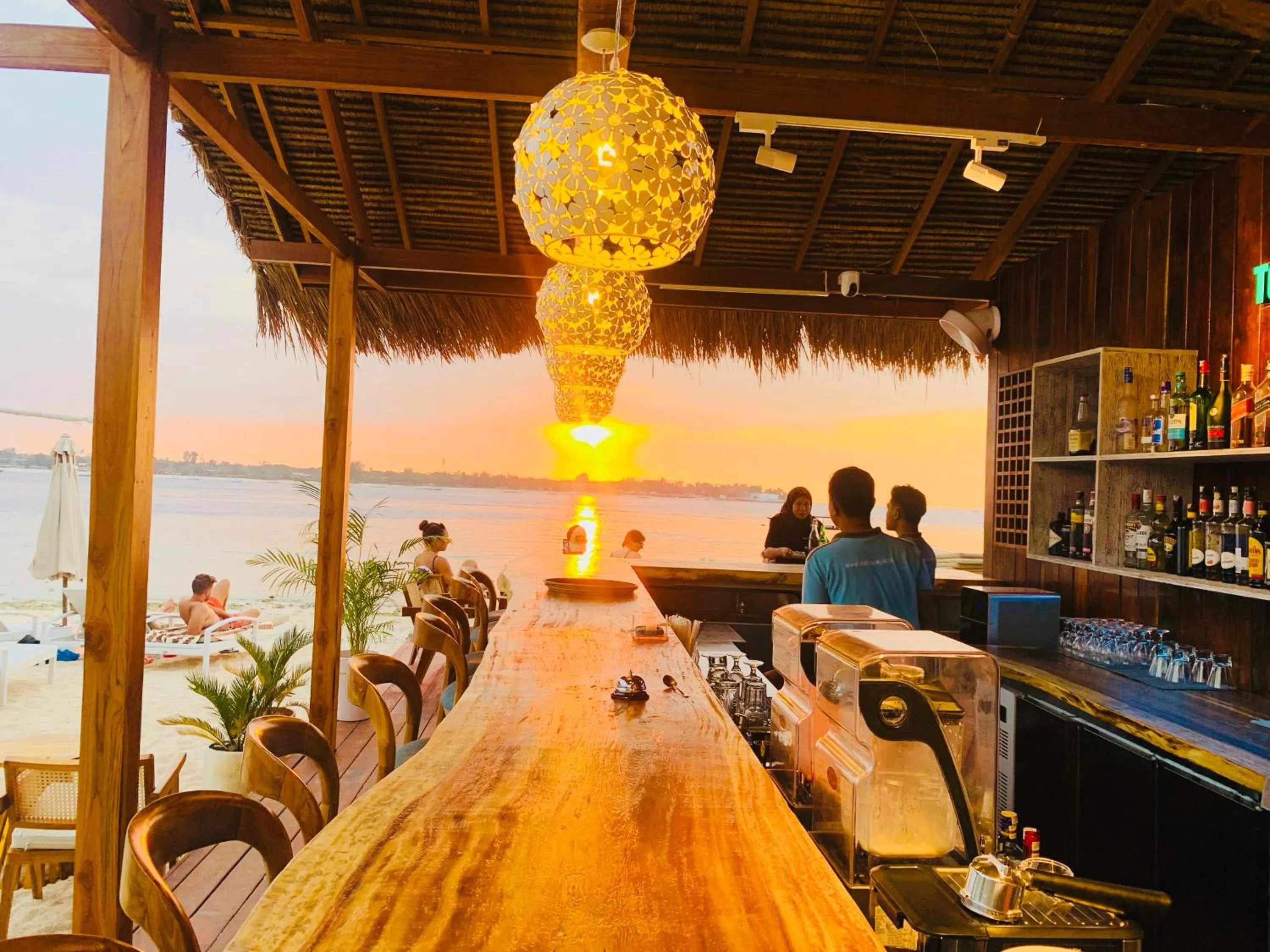 Lounge or bar in MAHAMAYA Gili Meno