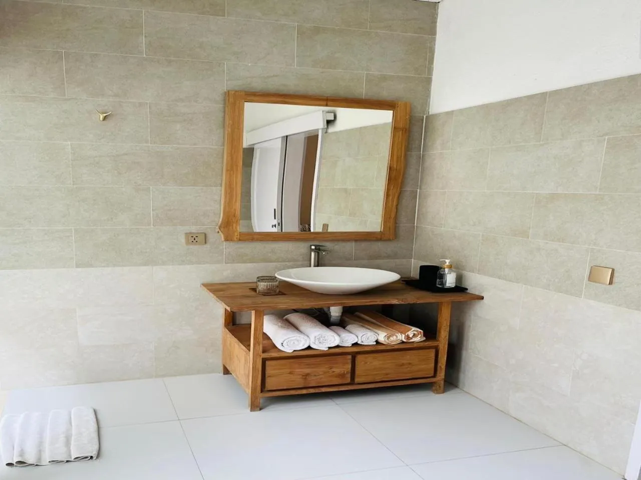 Bathroom in MAHAMAYA Gili Meno