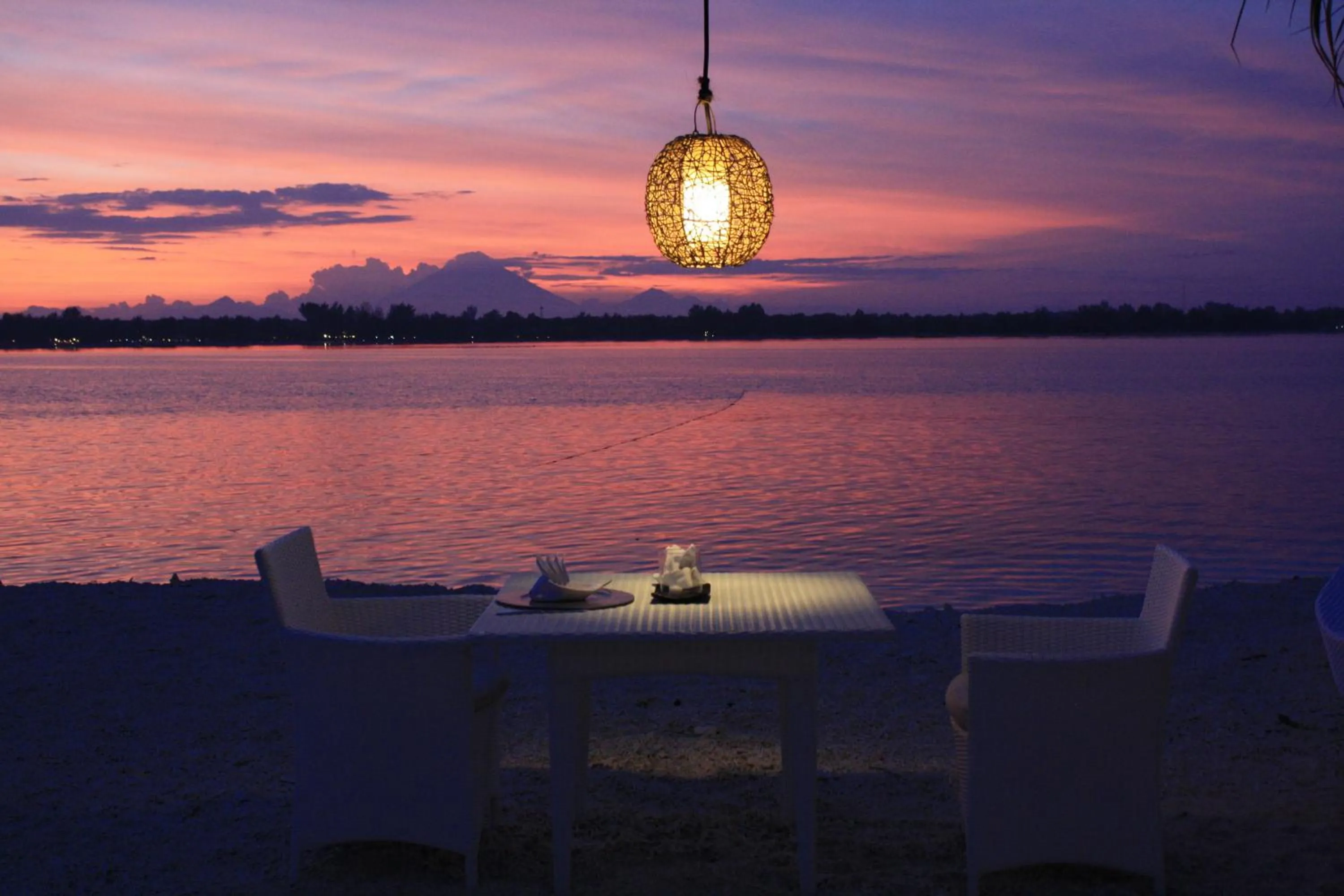 Restaurant/places to eat in MAHAMAYA Gili Meno