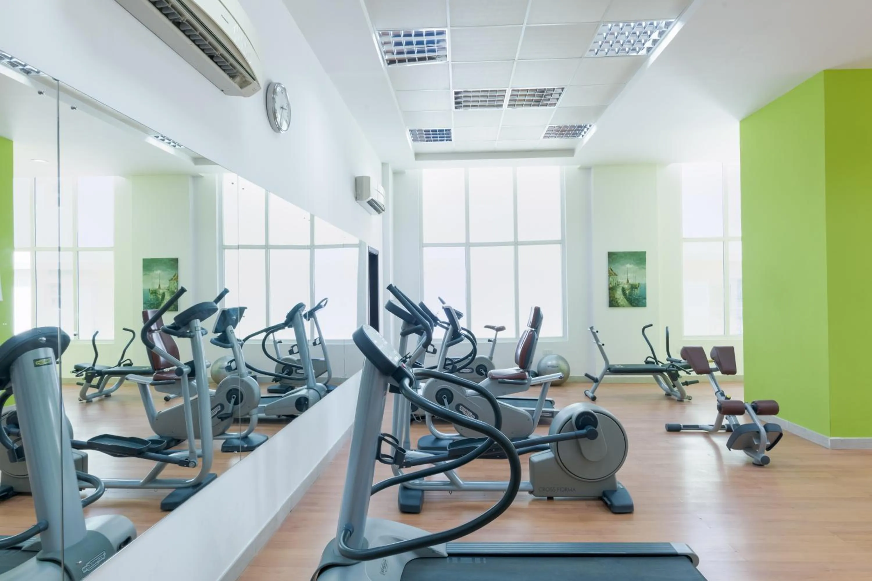 Fitness centre/facilities in Al Hail Waves Hotel Managed By Centara