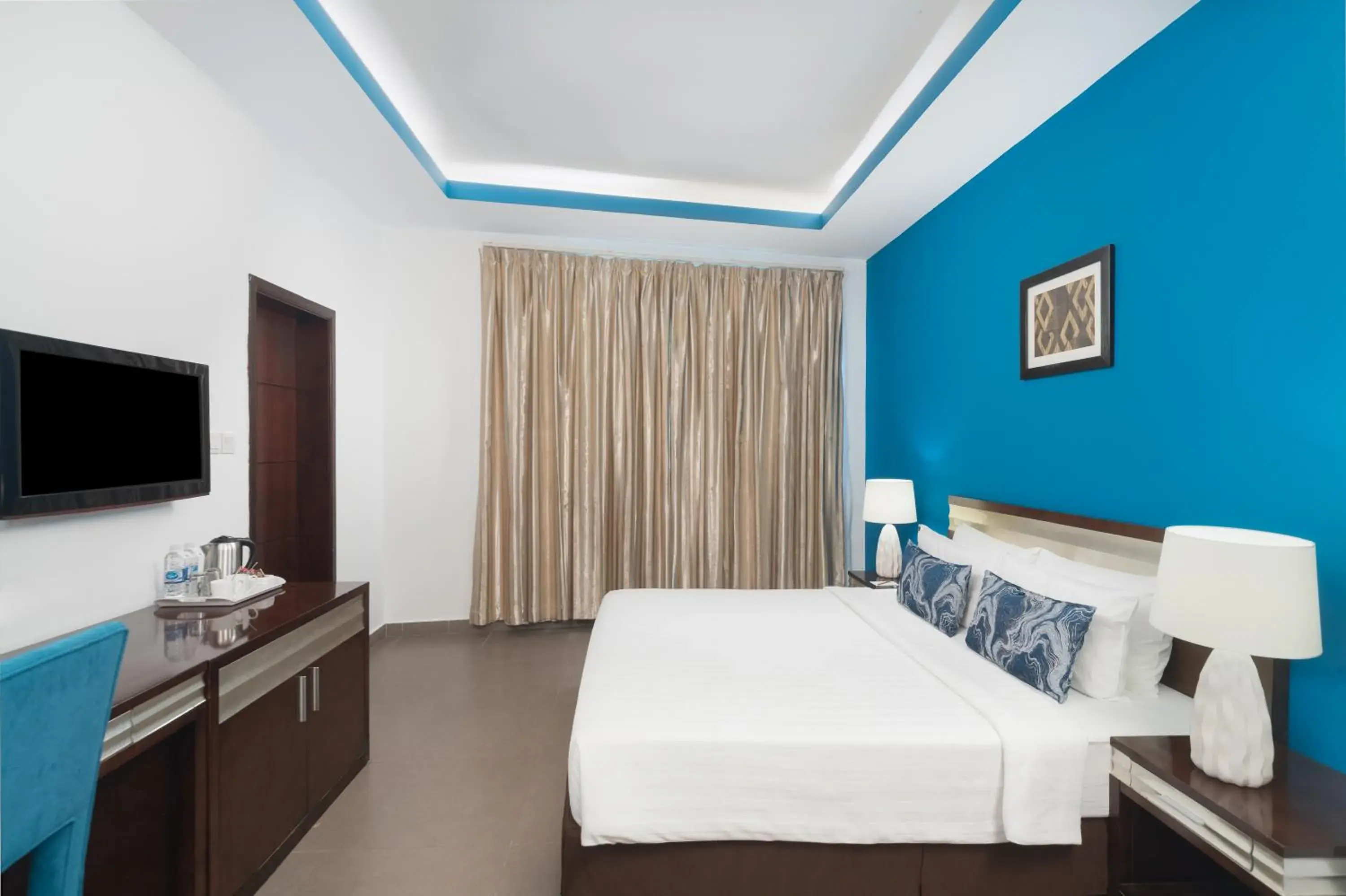 Living room, Bed in Al Hail Waves Hotel Managed By Centara Living room, Bed in Al Hail Waves Hotel Managed By Centara