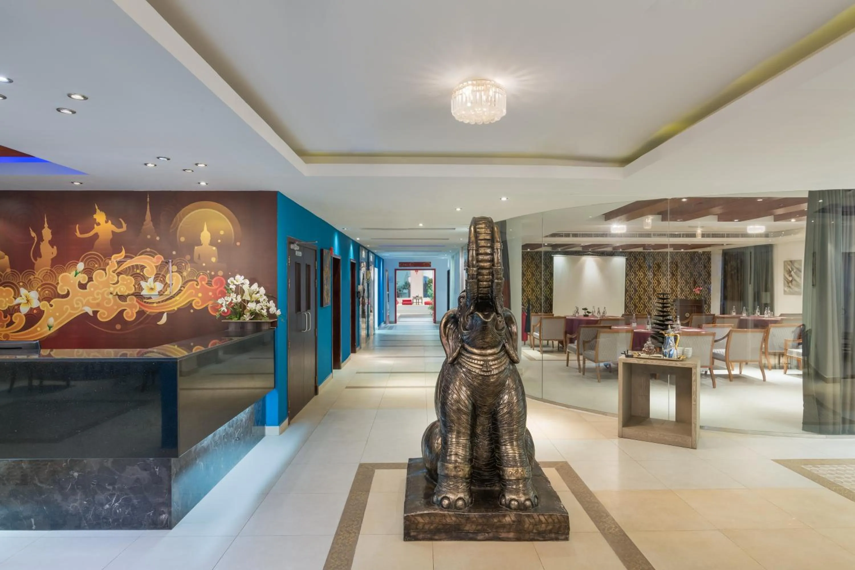 Lobby or reception in Al Hail Waves Hotel Managed By Centara