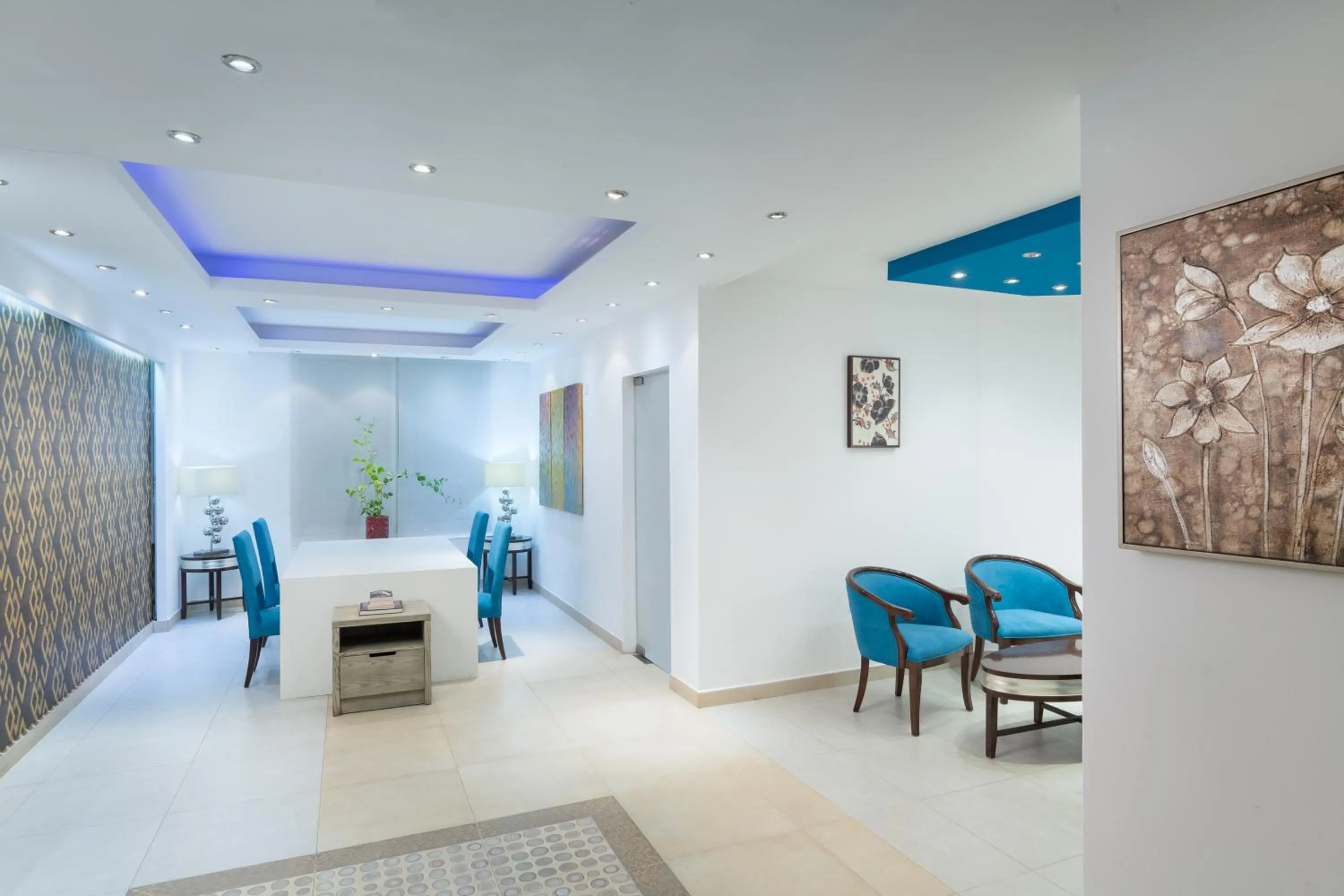 Lobby or reception in Al Hail Waves Hotel Managed By Centara