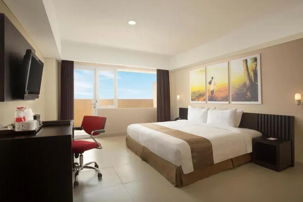 Superior Double or Twin Room in Merapi Merbabu Hotel Yogyakarta Powered by Archipelago Superior Double or Twin Room in Merapi Merbabu Hotel Yogyakarta Powered by Archipelago