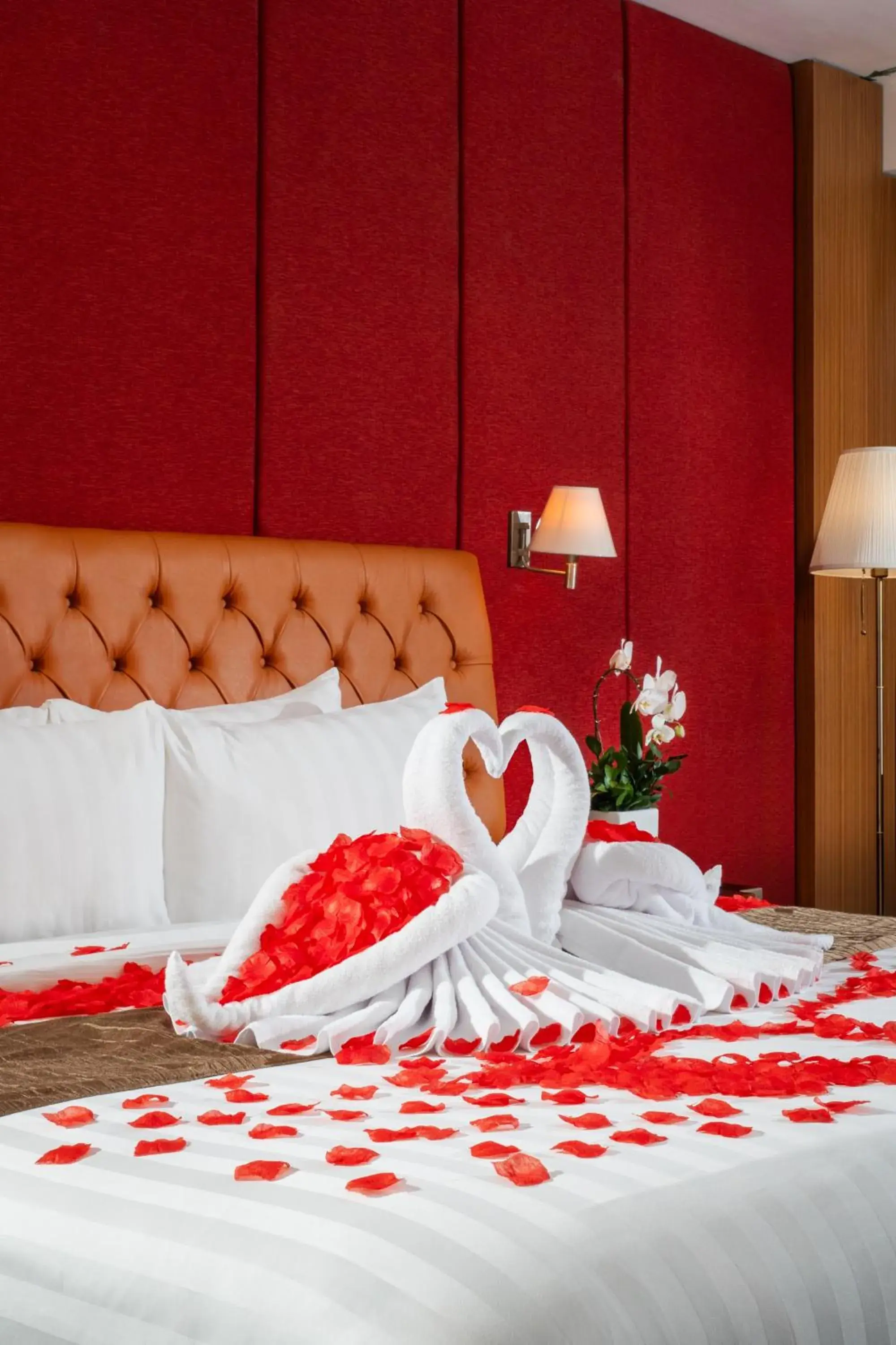 Bed in Merapi Merbabu Hotel Yogyakarta Powered by Archipelago Bed in Merapi Merbabu Hotel Yogyakarta Powered by Archipelago