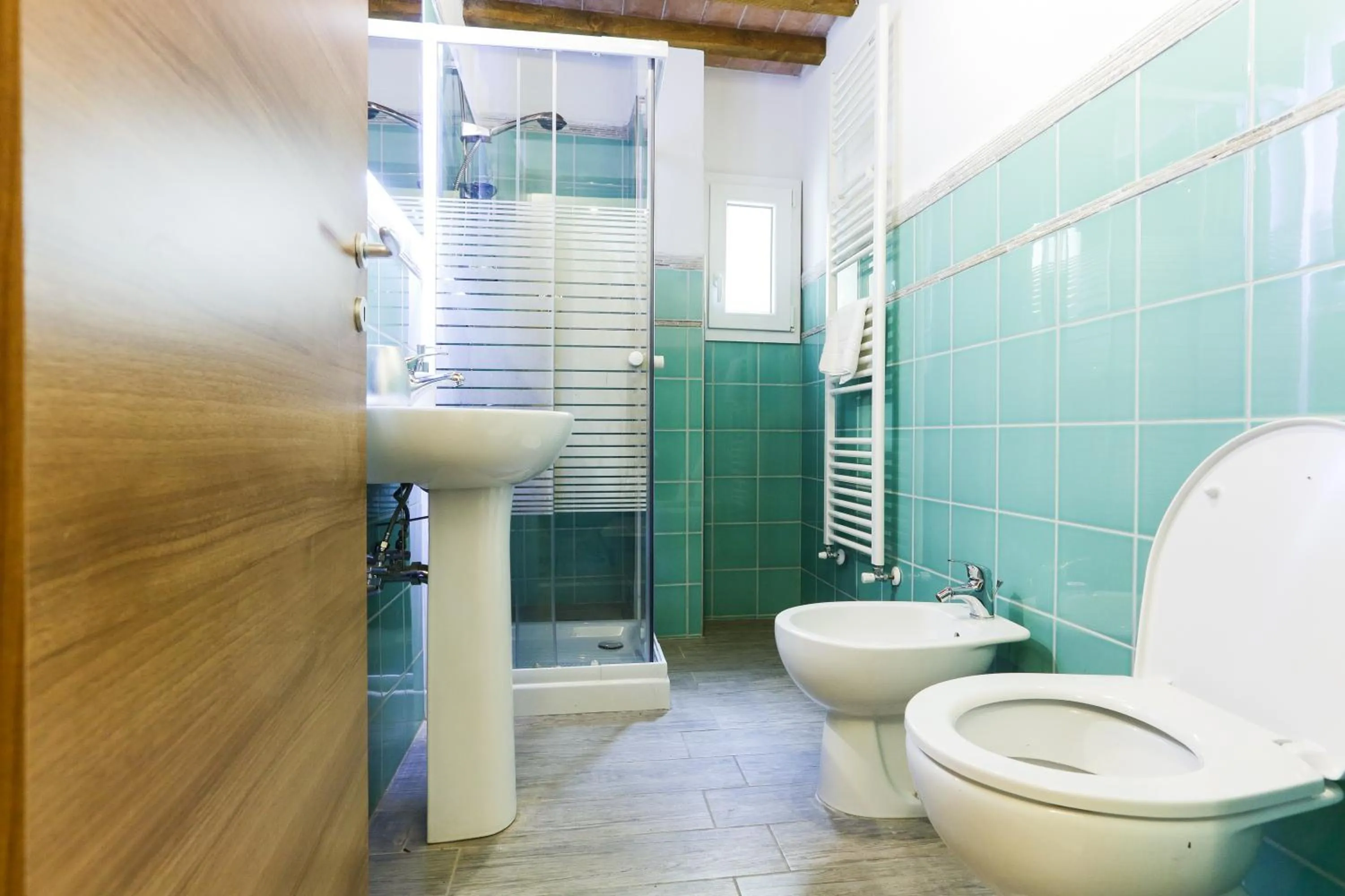 Shower in Florence Fortezza Apartment