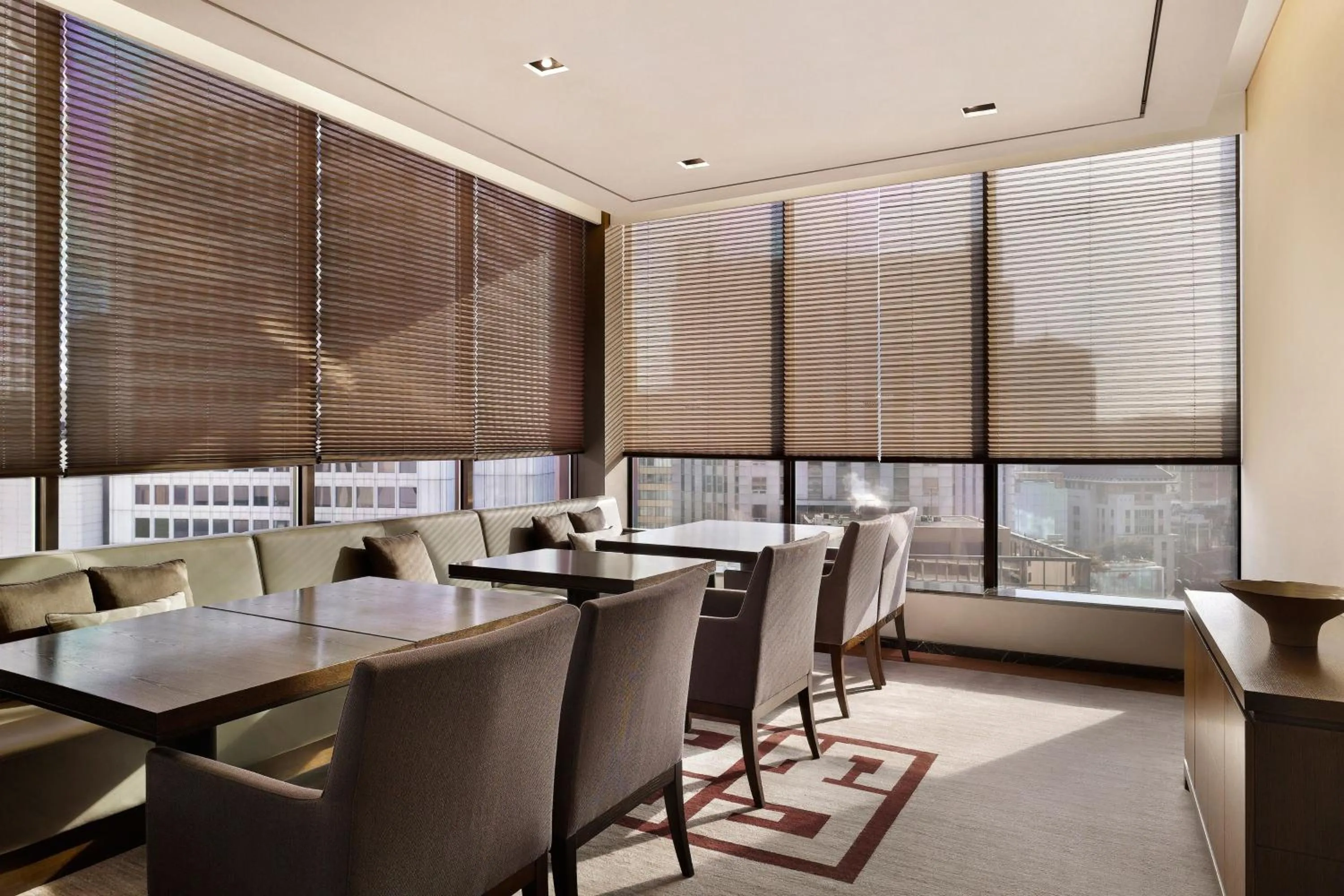 Lounge or bar in Westin Josun Seoul Hotel