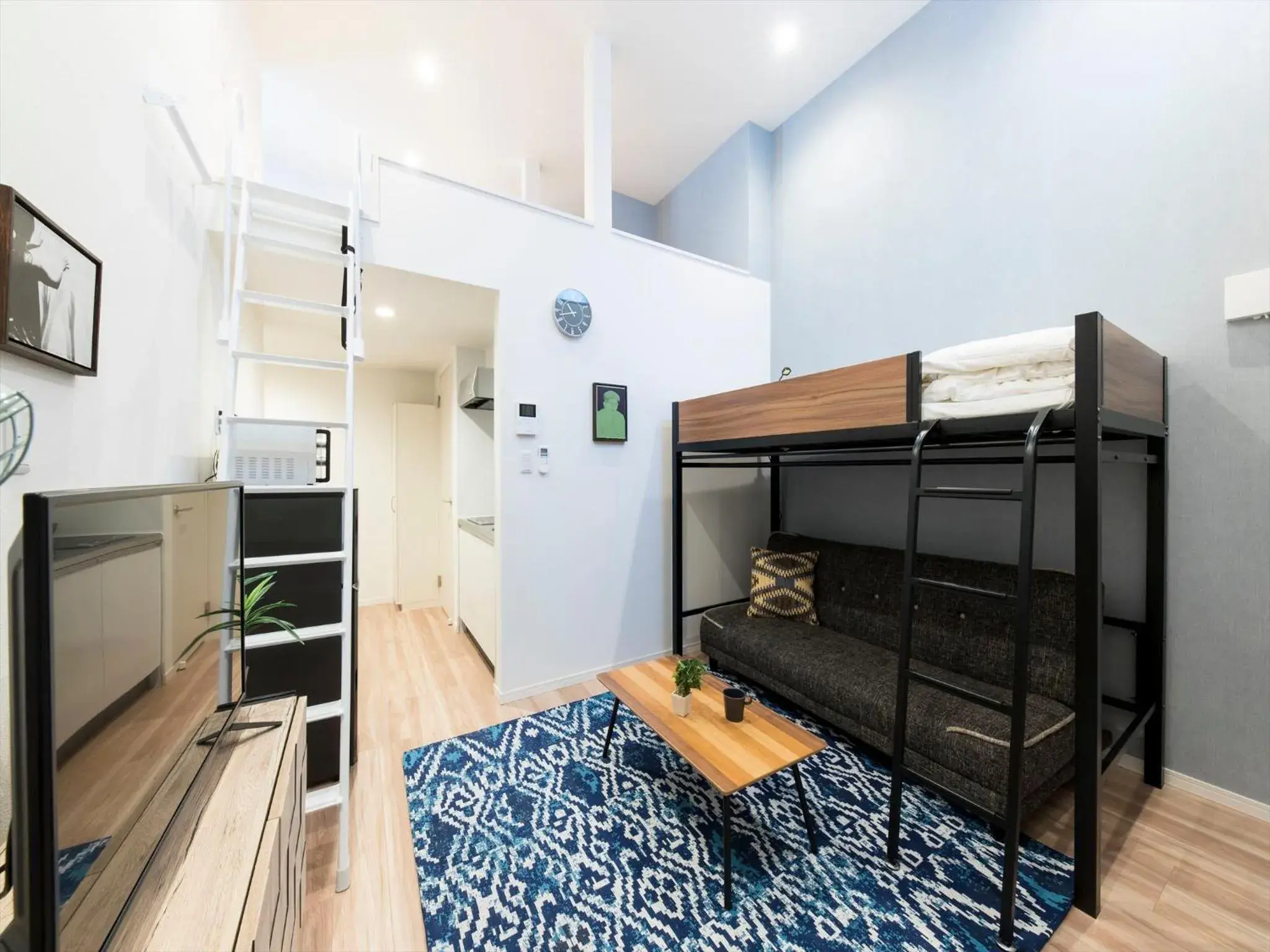 Living room, Bed in TRIP POD SUMIYOSHI C Living room, Bed in TRIP POD SUMIYOSHI C