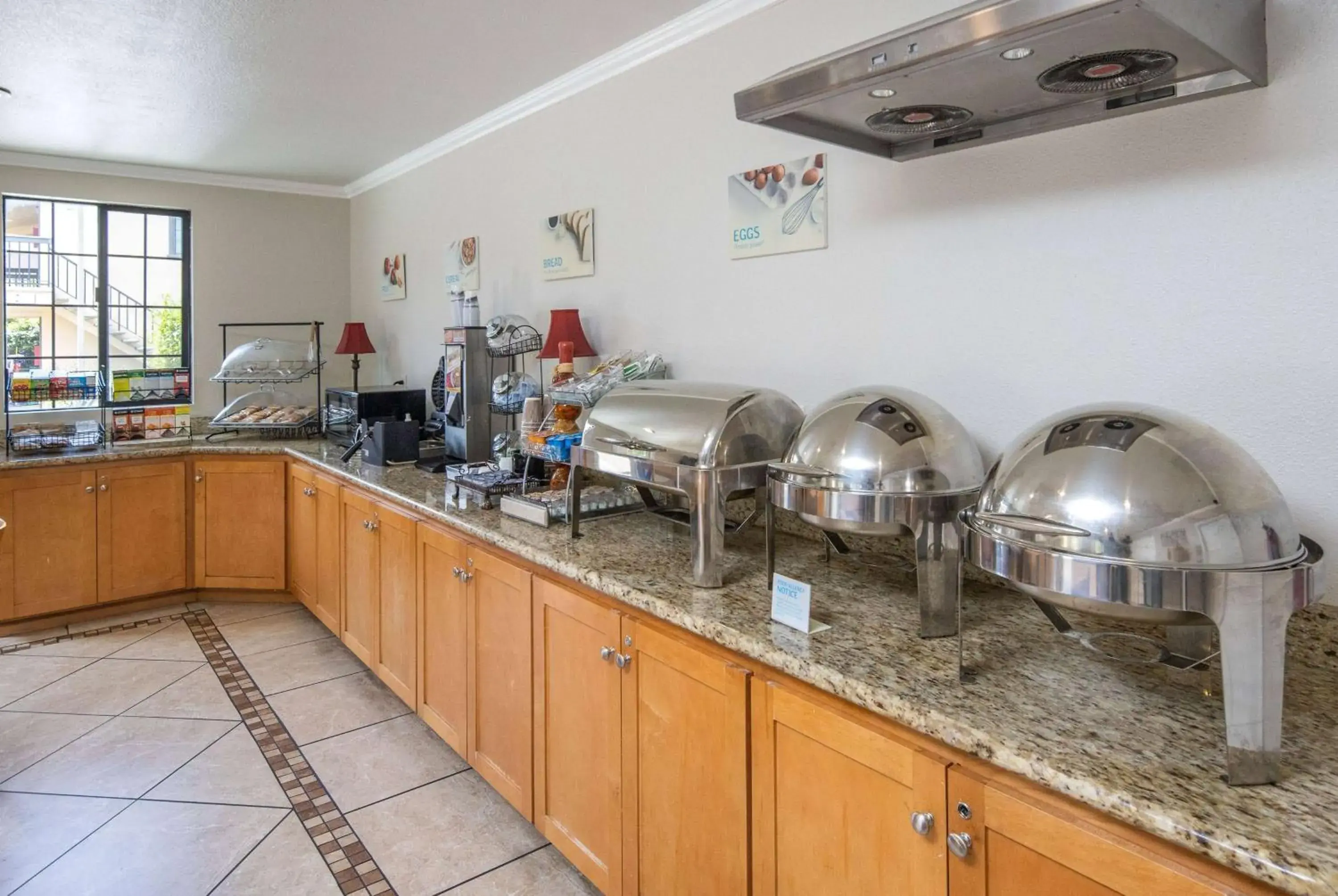 Restaurant/places to eat in Ramada by Wyndham Mountain View Restaurant/places to eat in Ramada by Wyndham Mountain View