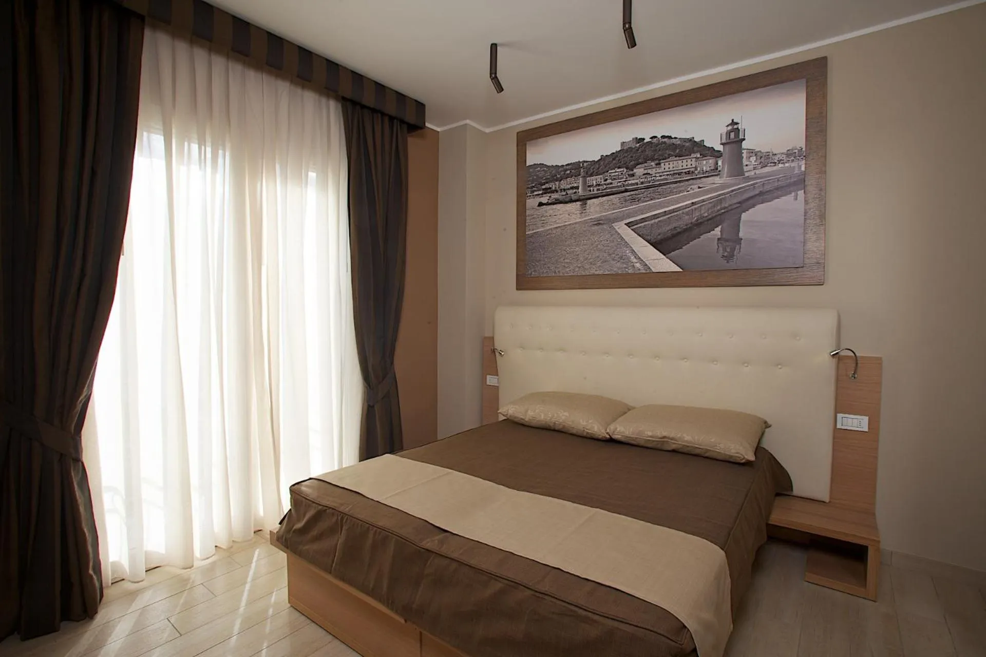 Bedroom, Bed in Hotel C'era Una Volta