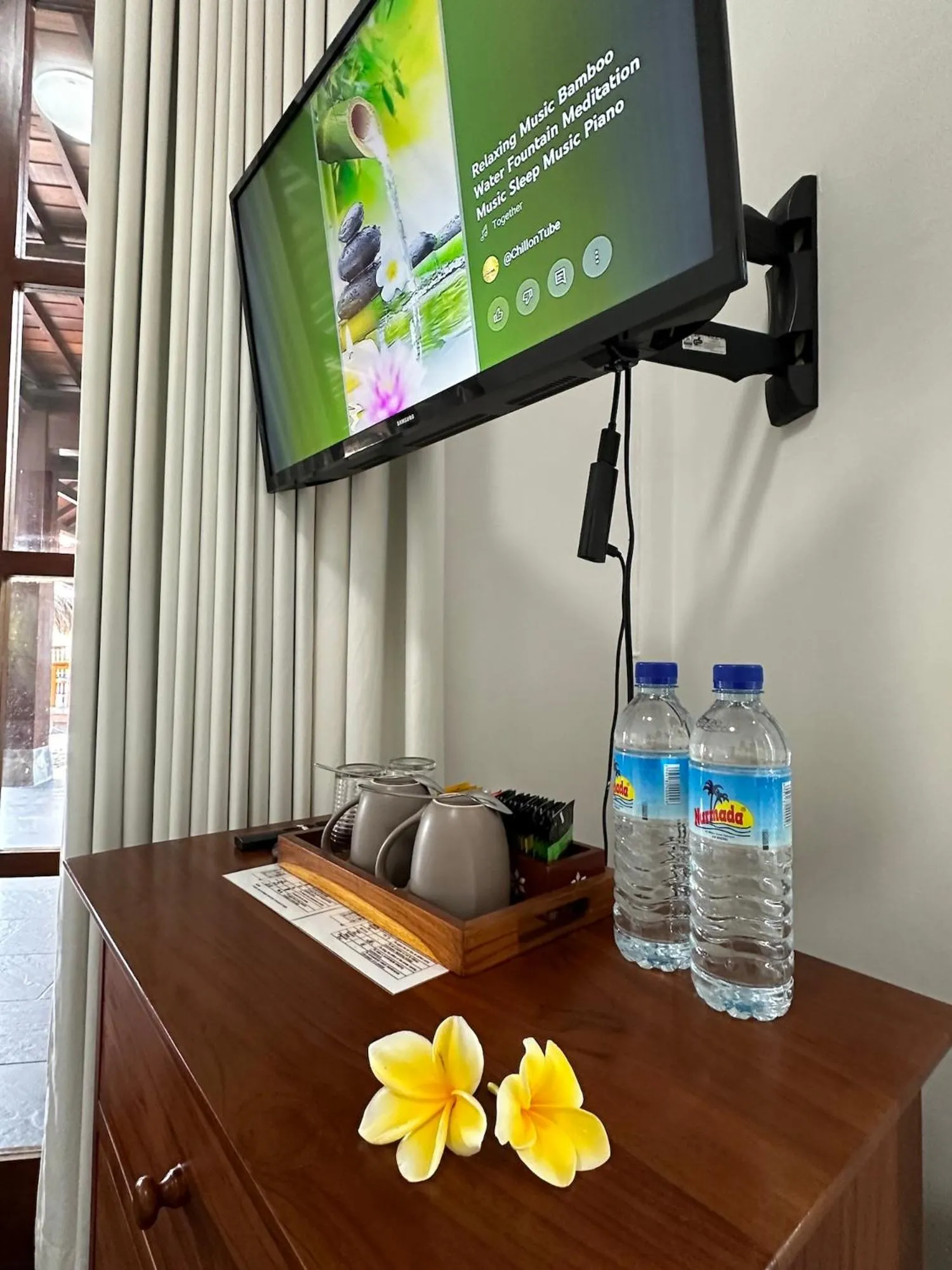 Bale Solah Lombok Holiday Resort