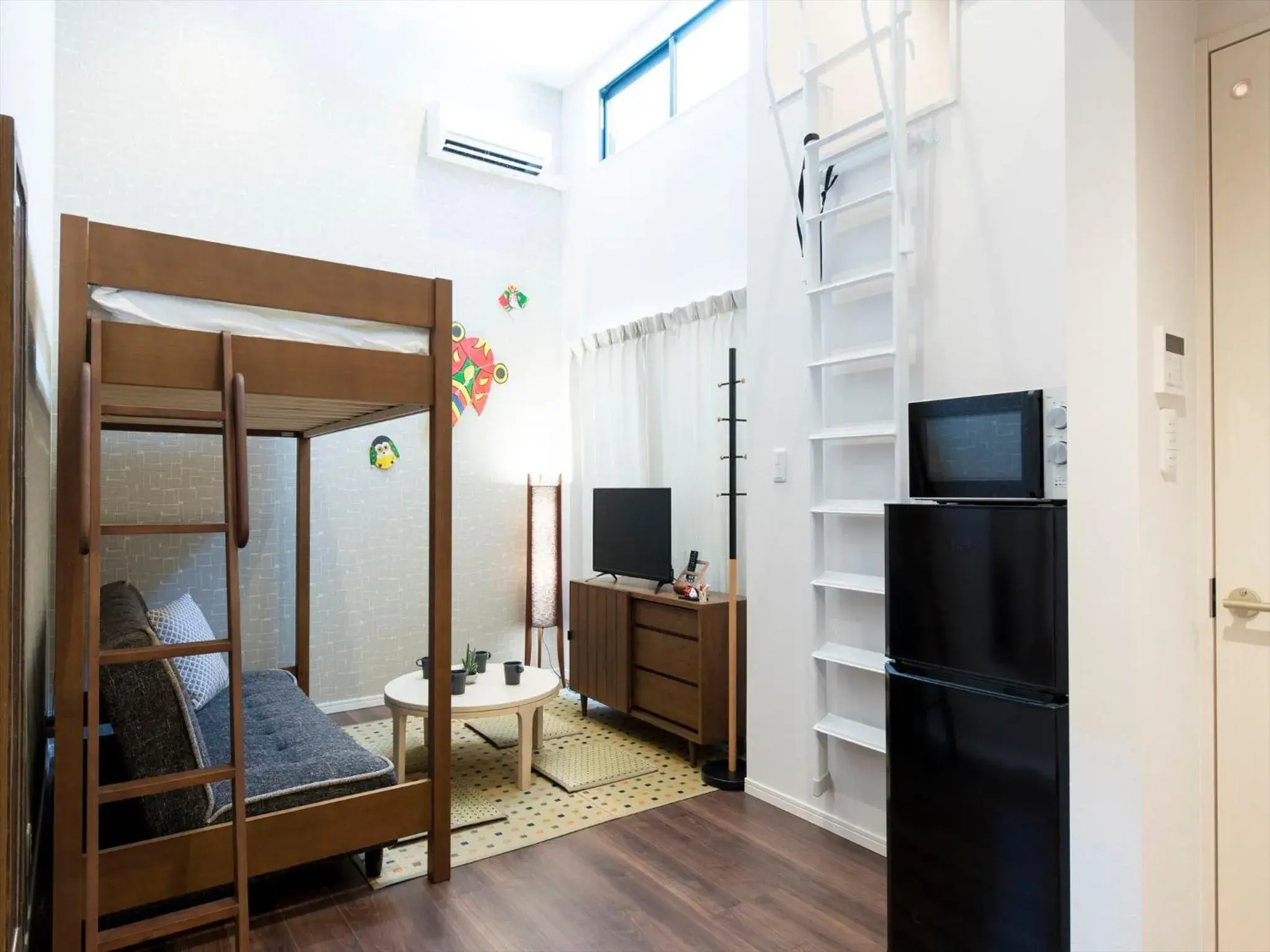 TV and multimedia, Bed in TRIP POD SUMIYOSHI A TV and multimedia, Bed in TRIP POD SUMIYOSHI A