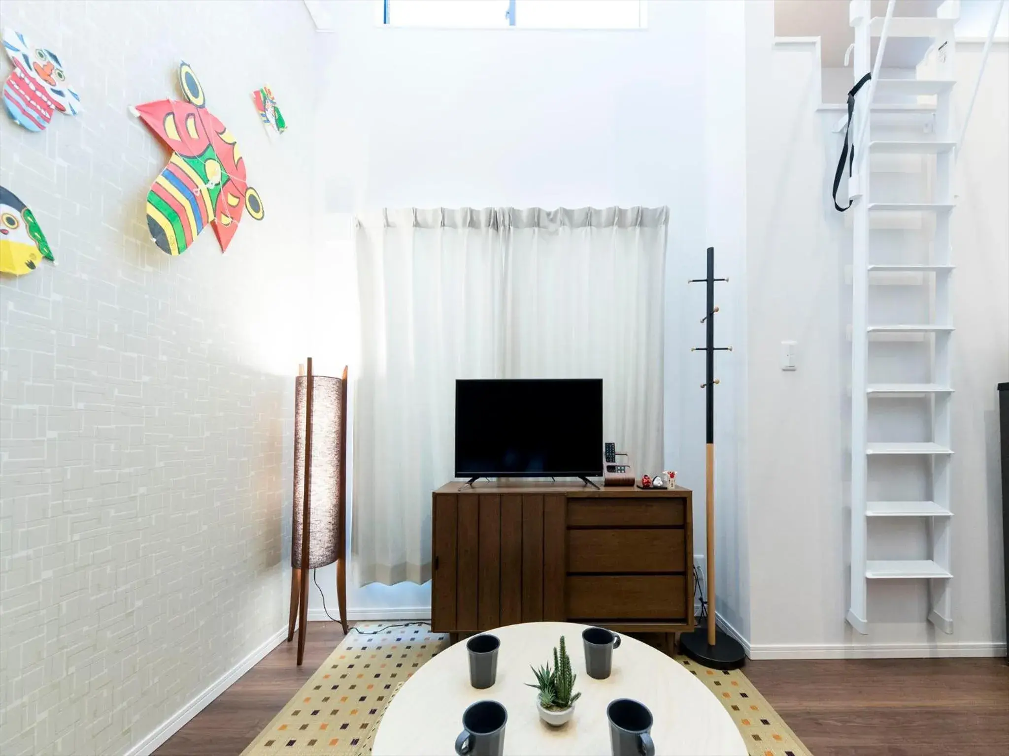 TV and multimedia in TRIP POD SUMIYOSHI A TV and multimedia in TRIP POD SUMIYOSHI A