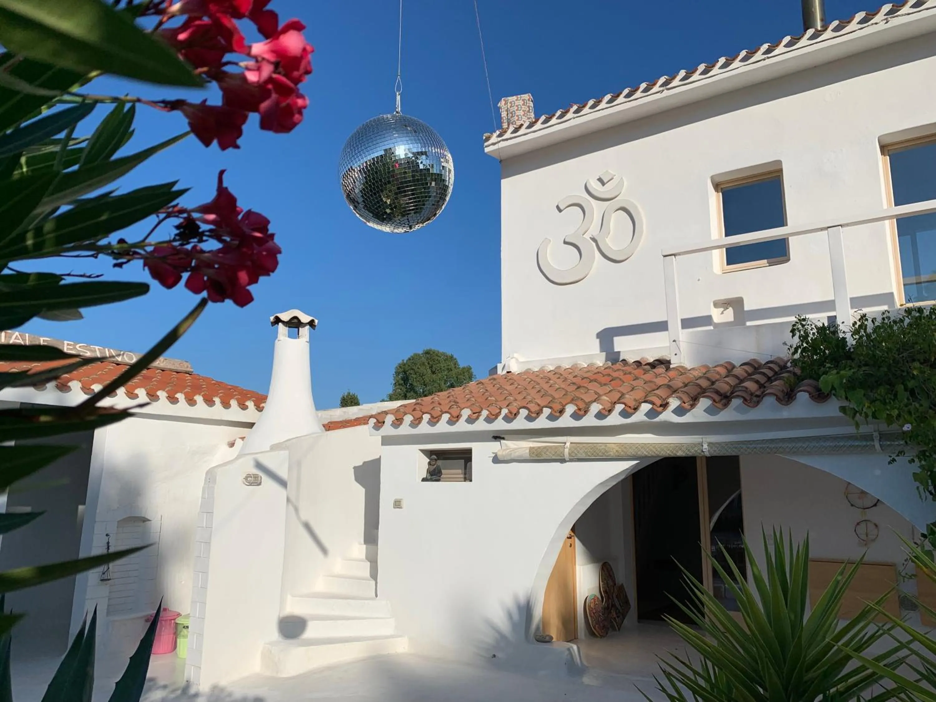 Property building in casa Namaste